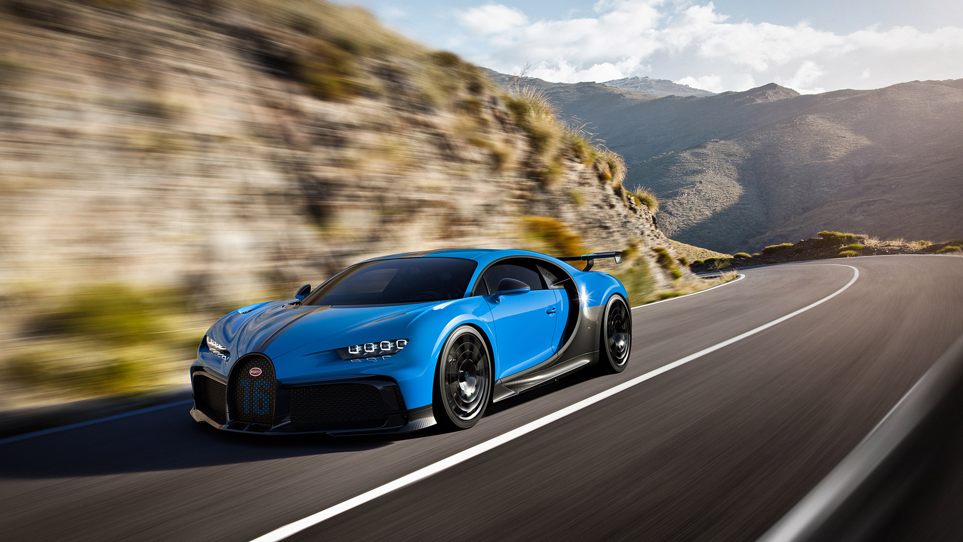  2021 Bugatti Chiron Pur Sport Wallpaper.