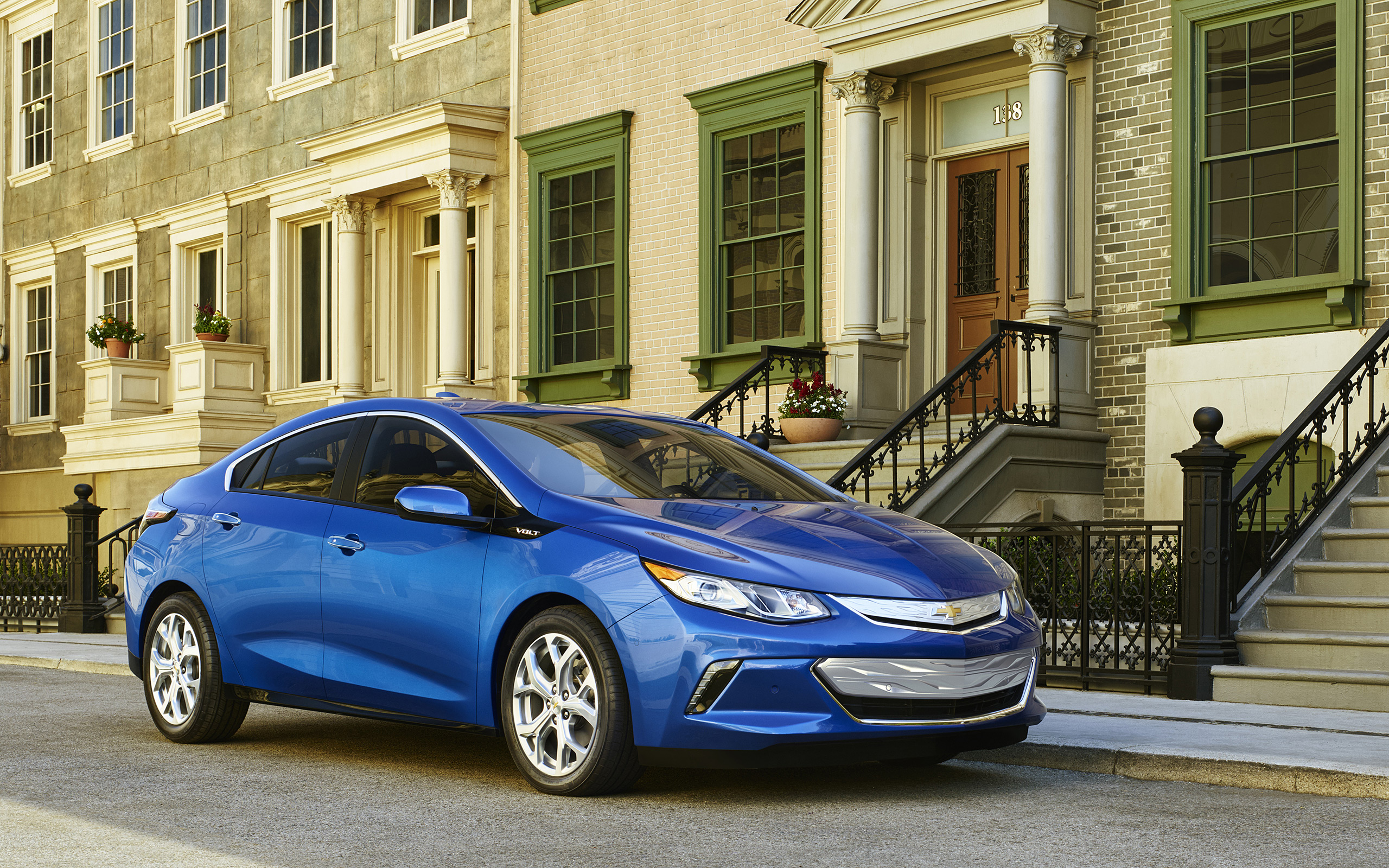  2016 Chevrolet Volt Wallpaper.