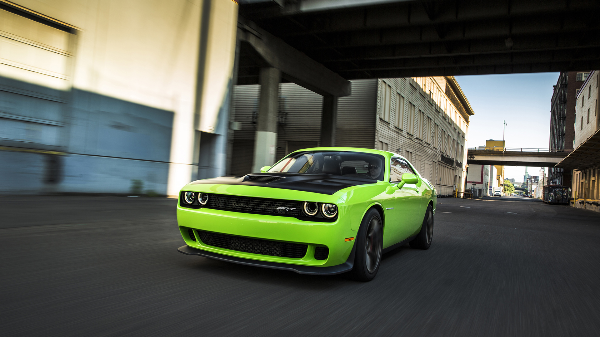  2015 Dodge Challenger SRT Hellcat Wallpaper.