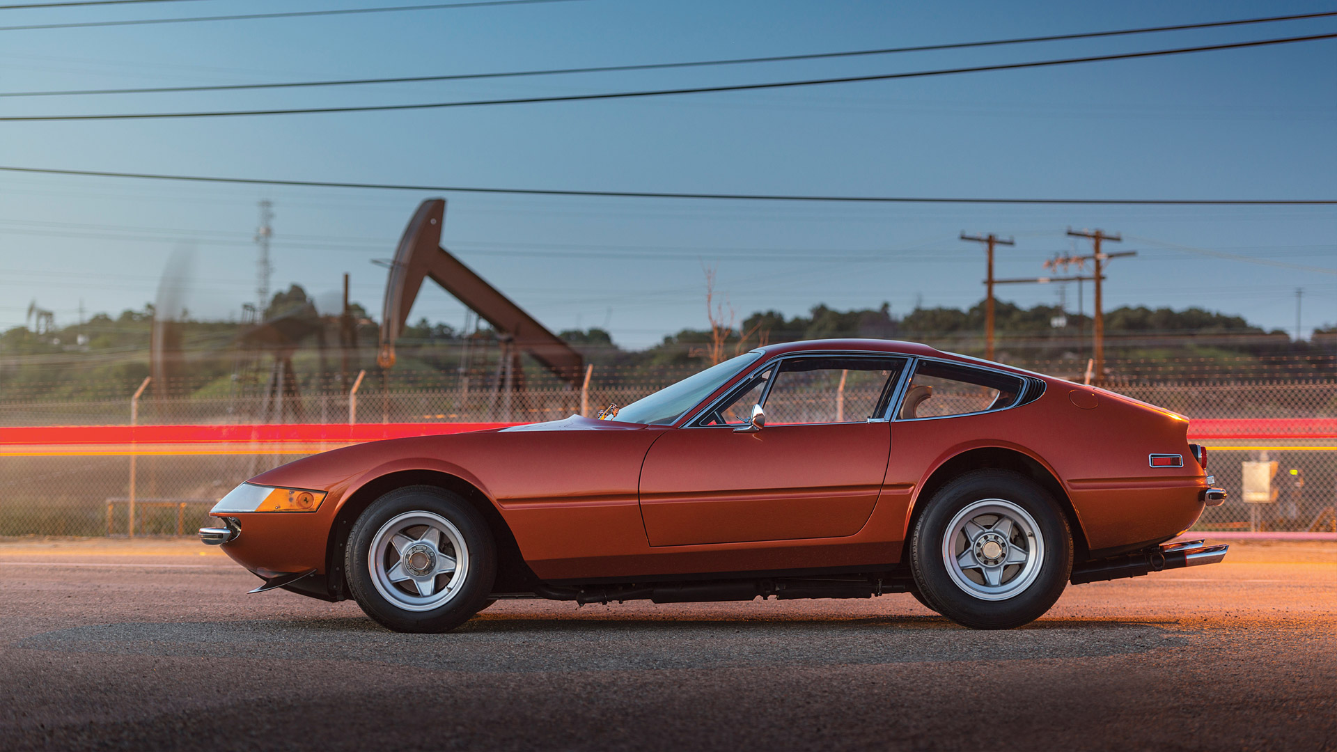  1971 Ferrari 365 GTB4 Daytona Wallpaper.