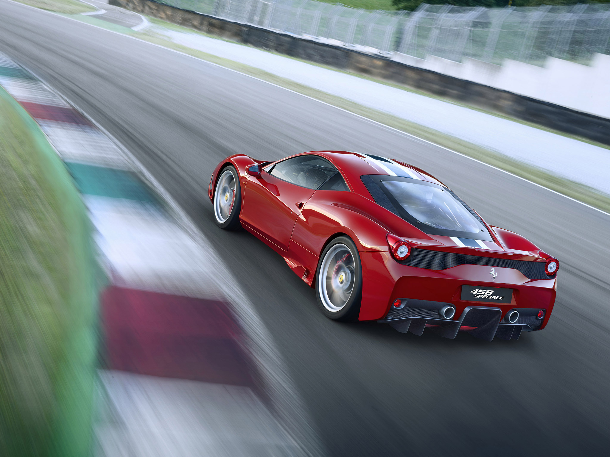  2014 Ferrari 458 Speciale Wallpaper.