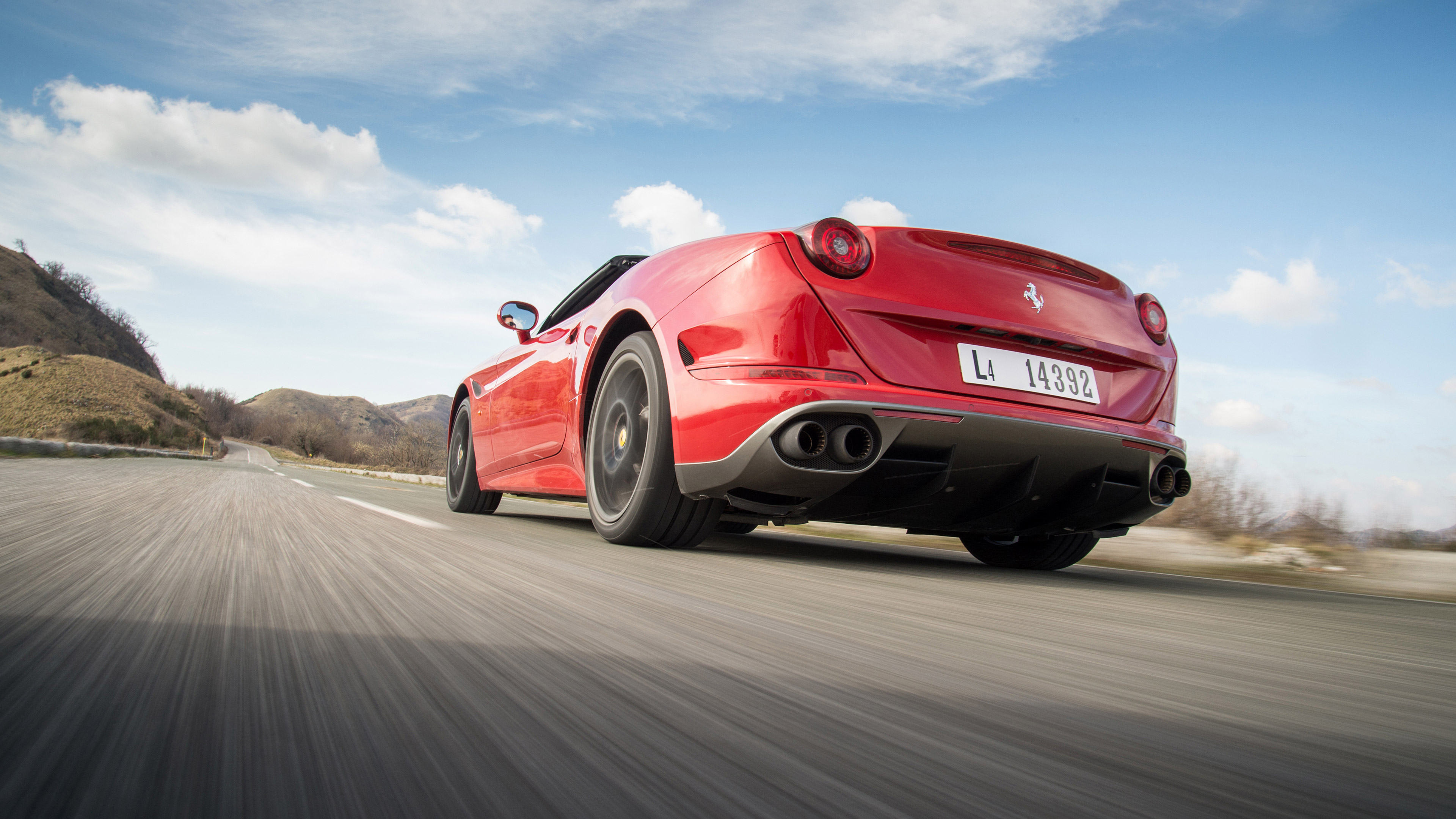  2016 Ferrari California T HS Wallpaper.