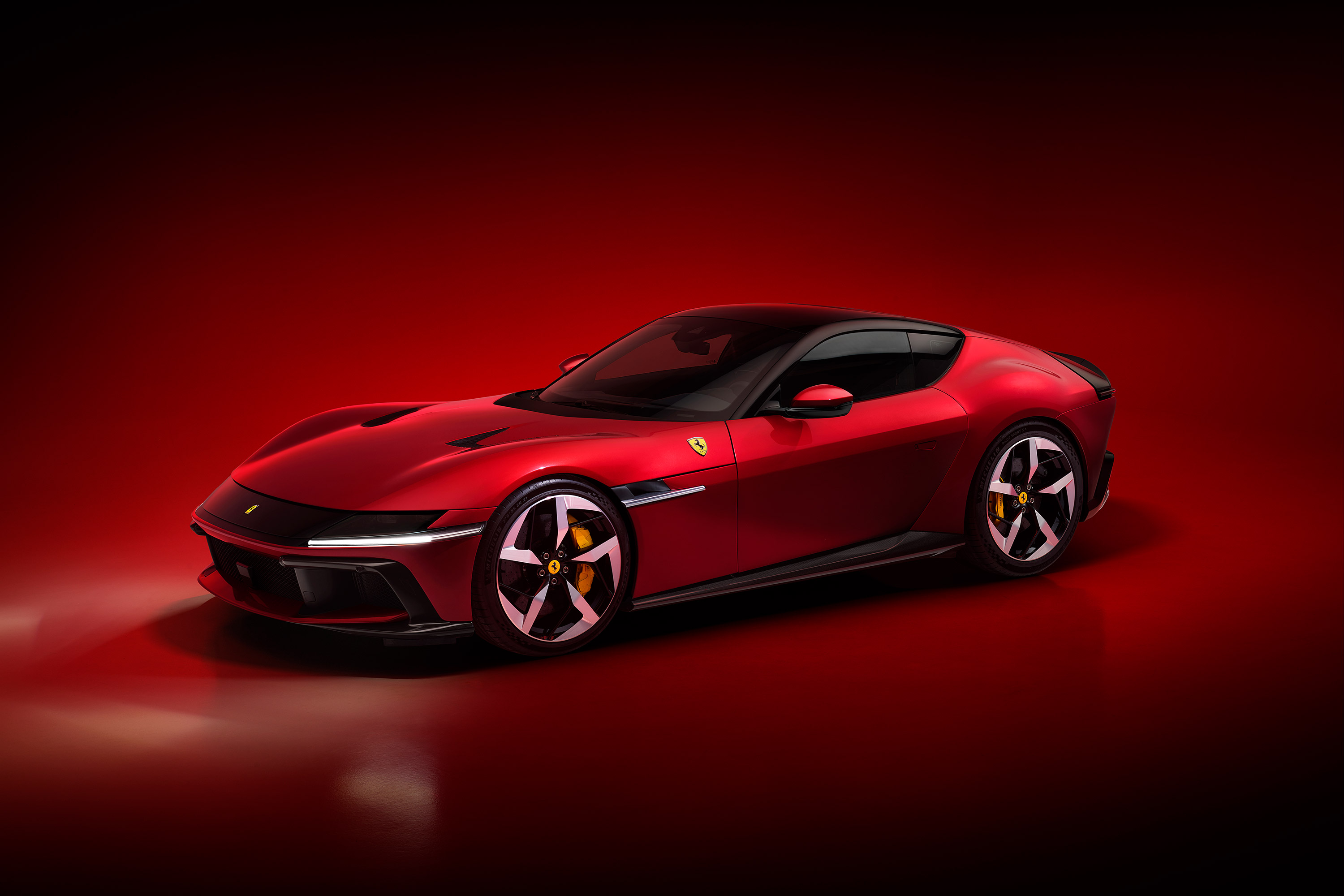  2025 Ferrari 12Cilindri Wallpaper.