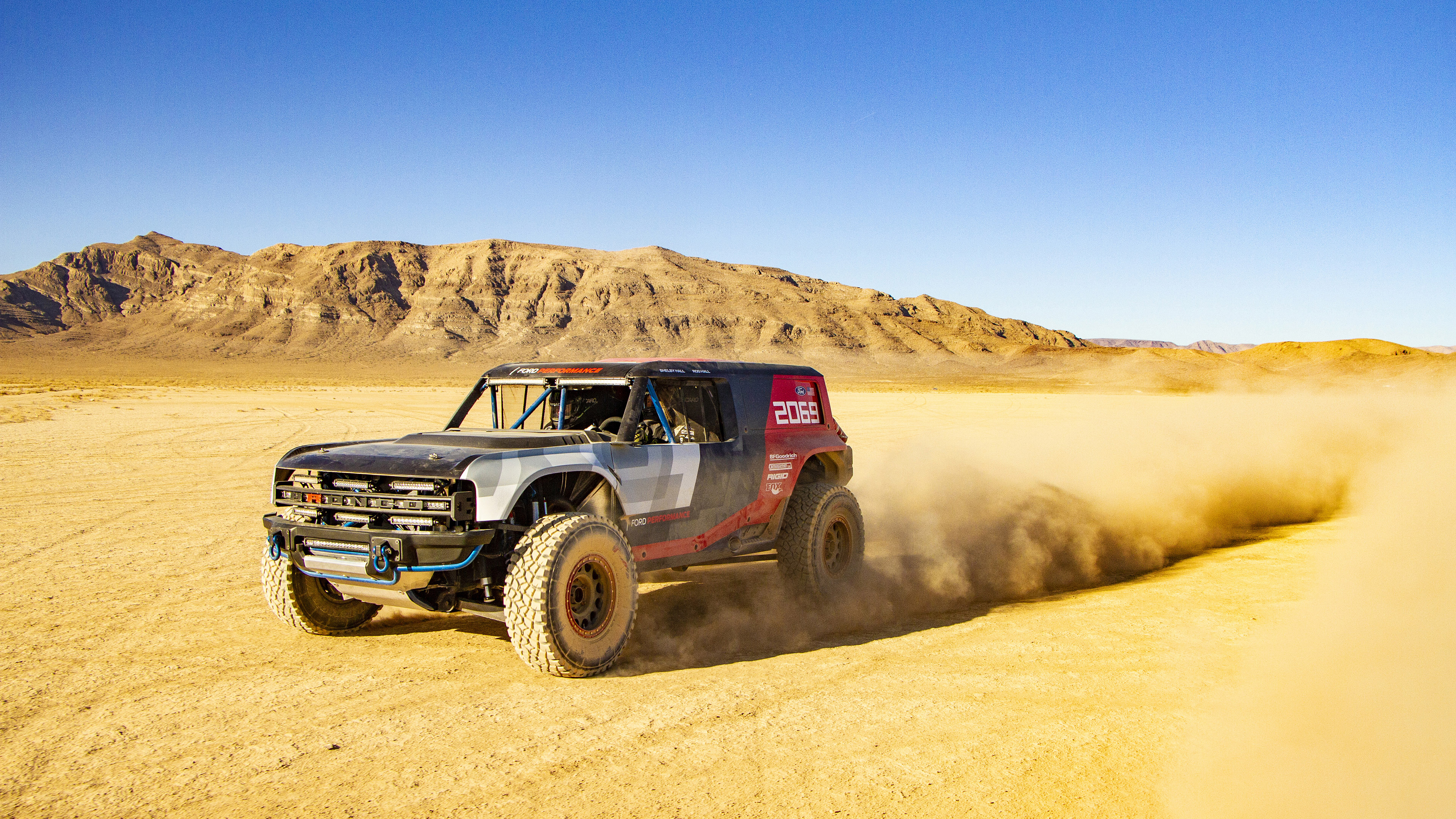  2019 Ford Bronco R Concept Wallpaper.