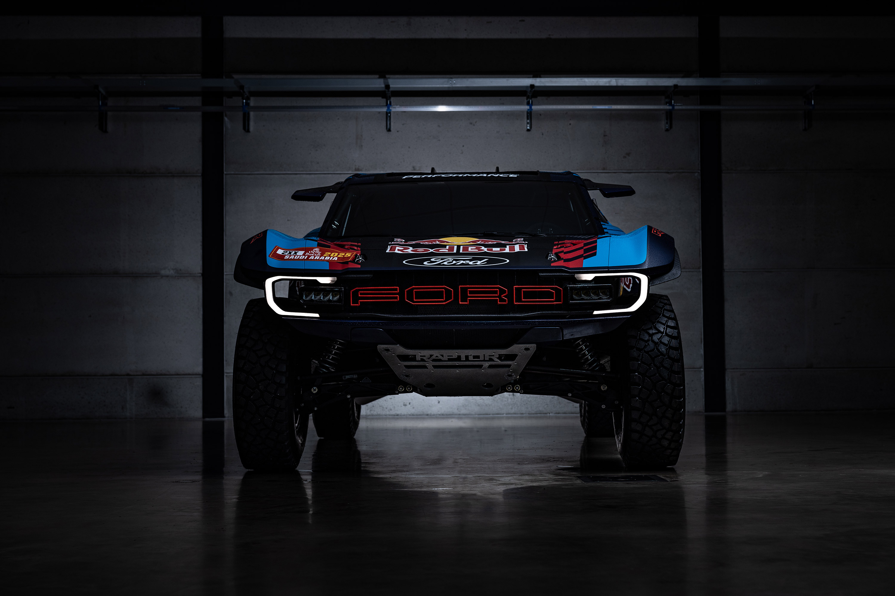  2025 Ford Raptor T1 Dakar Rally Wallpaper.