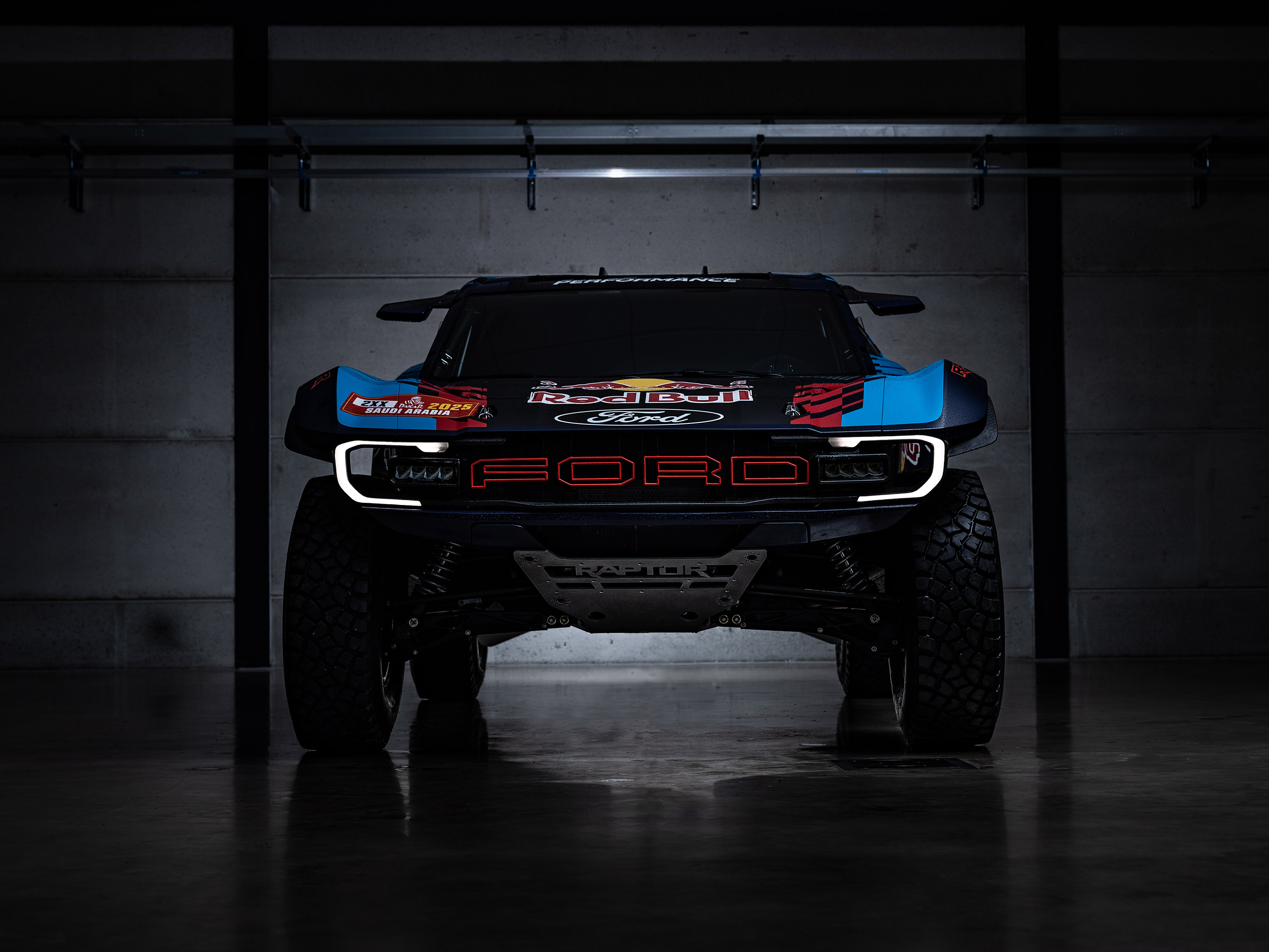  2025 Ford Raptor T1 Dakar Rally Wallpaper.