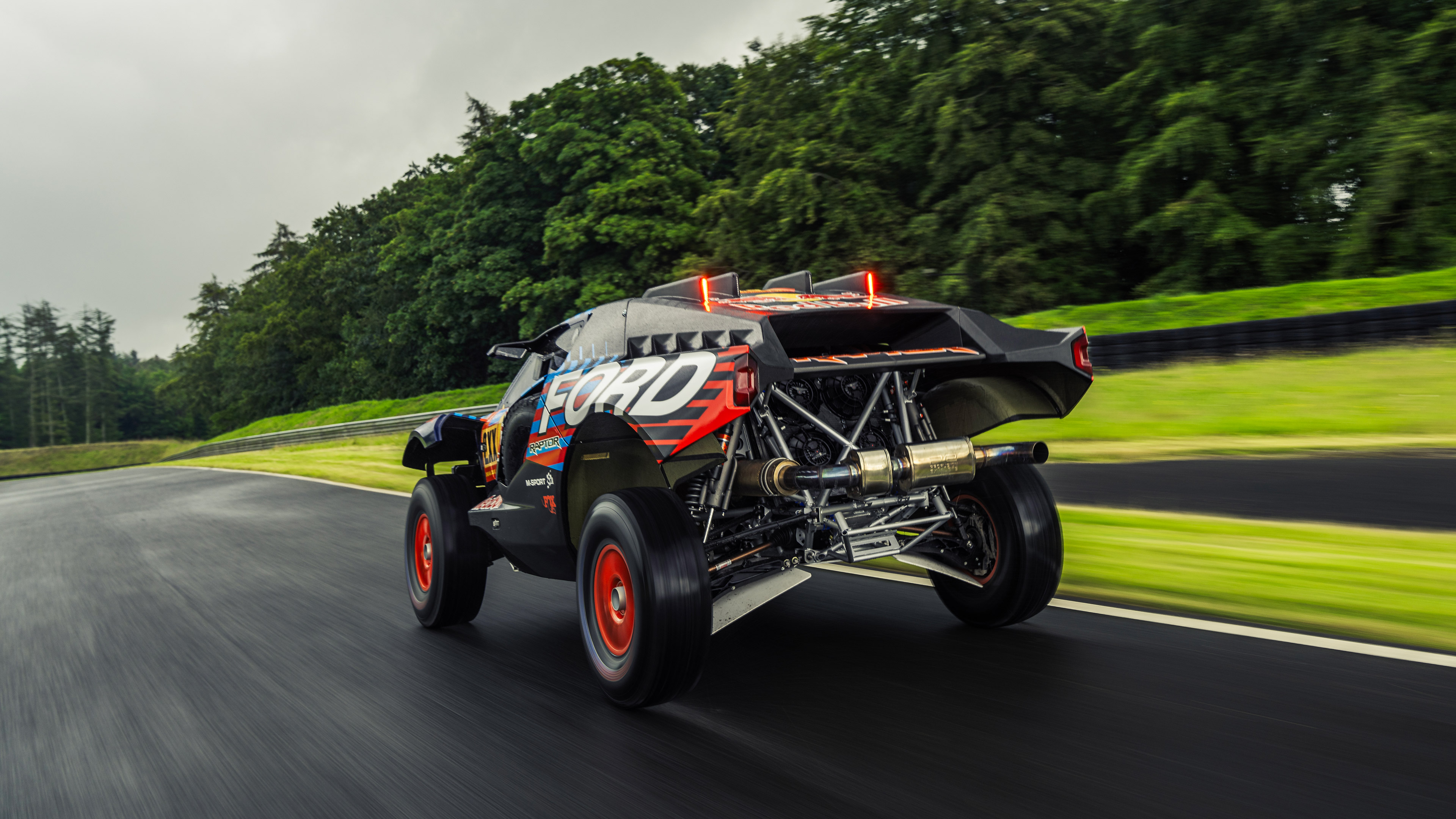  2025 Ford Raptor T1 Dakar Rally Wallpaper.