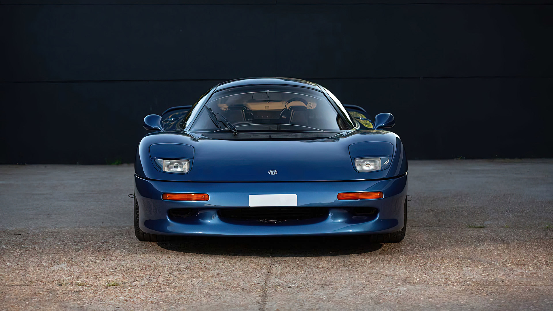  1990 Jaguar XJR-15 Wallpaper.