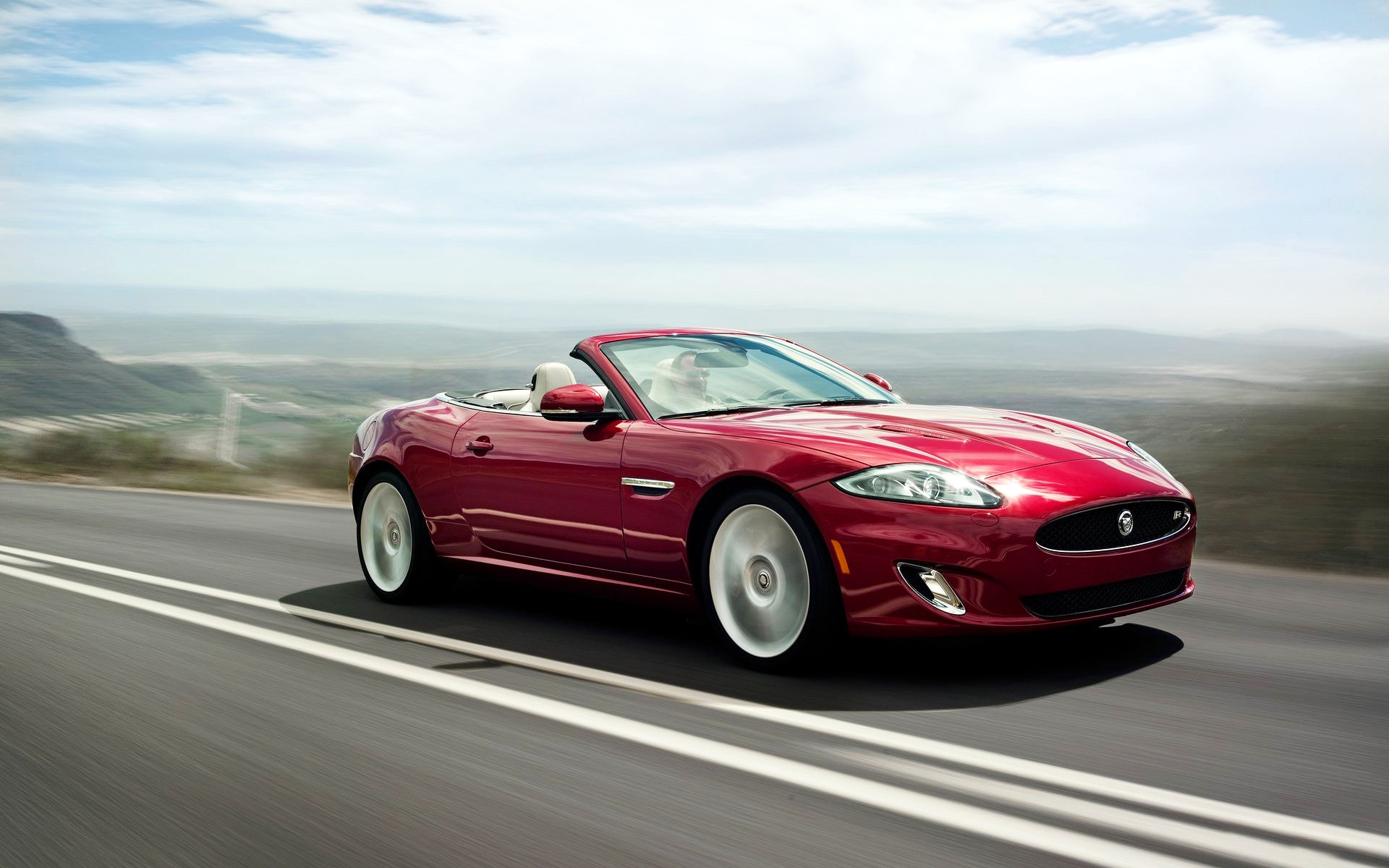  2012 Jaguar XKR Wallpaper.