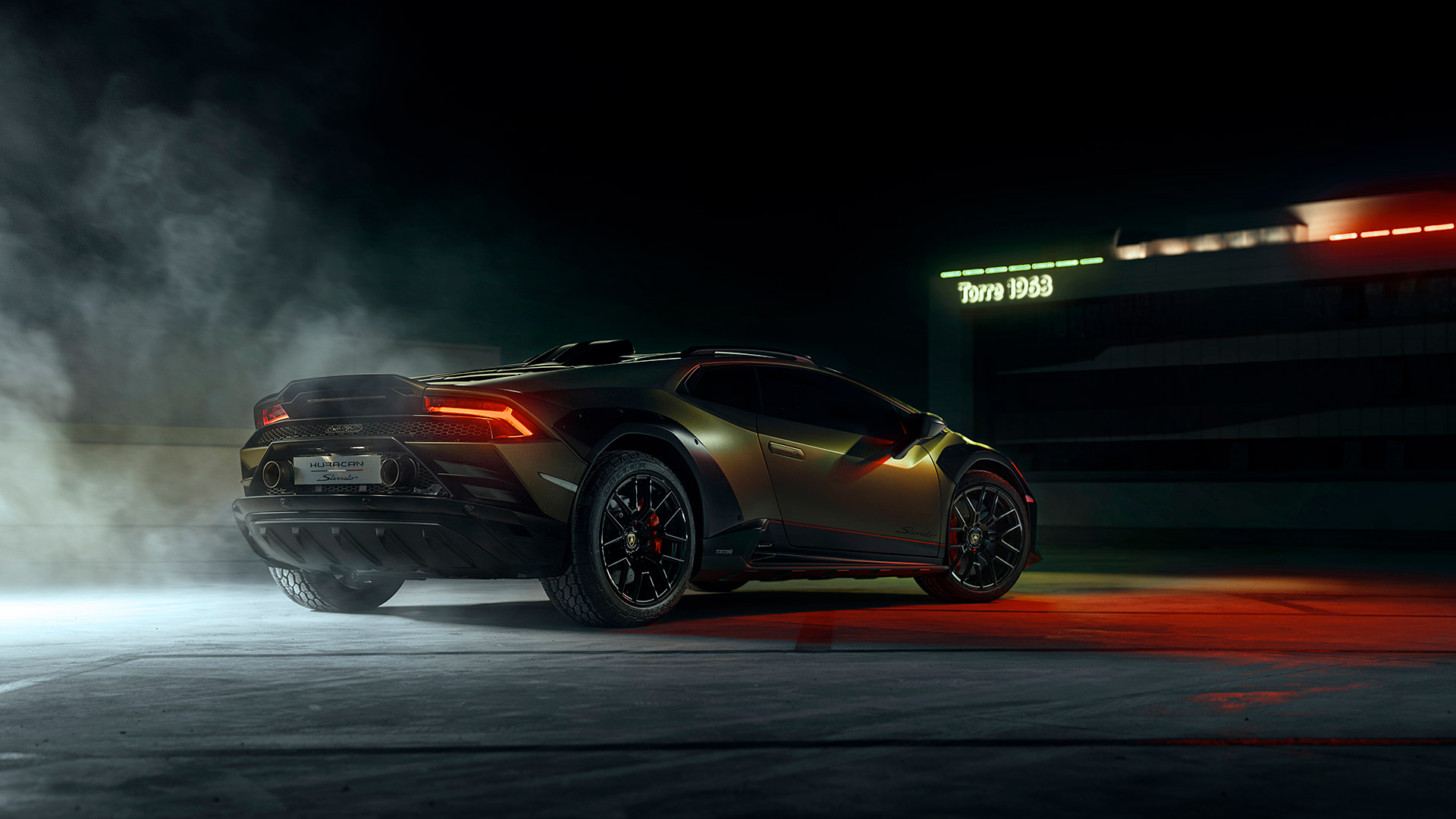  2024 Lamborghini Huracan Sterrato Wallpaper.