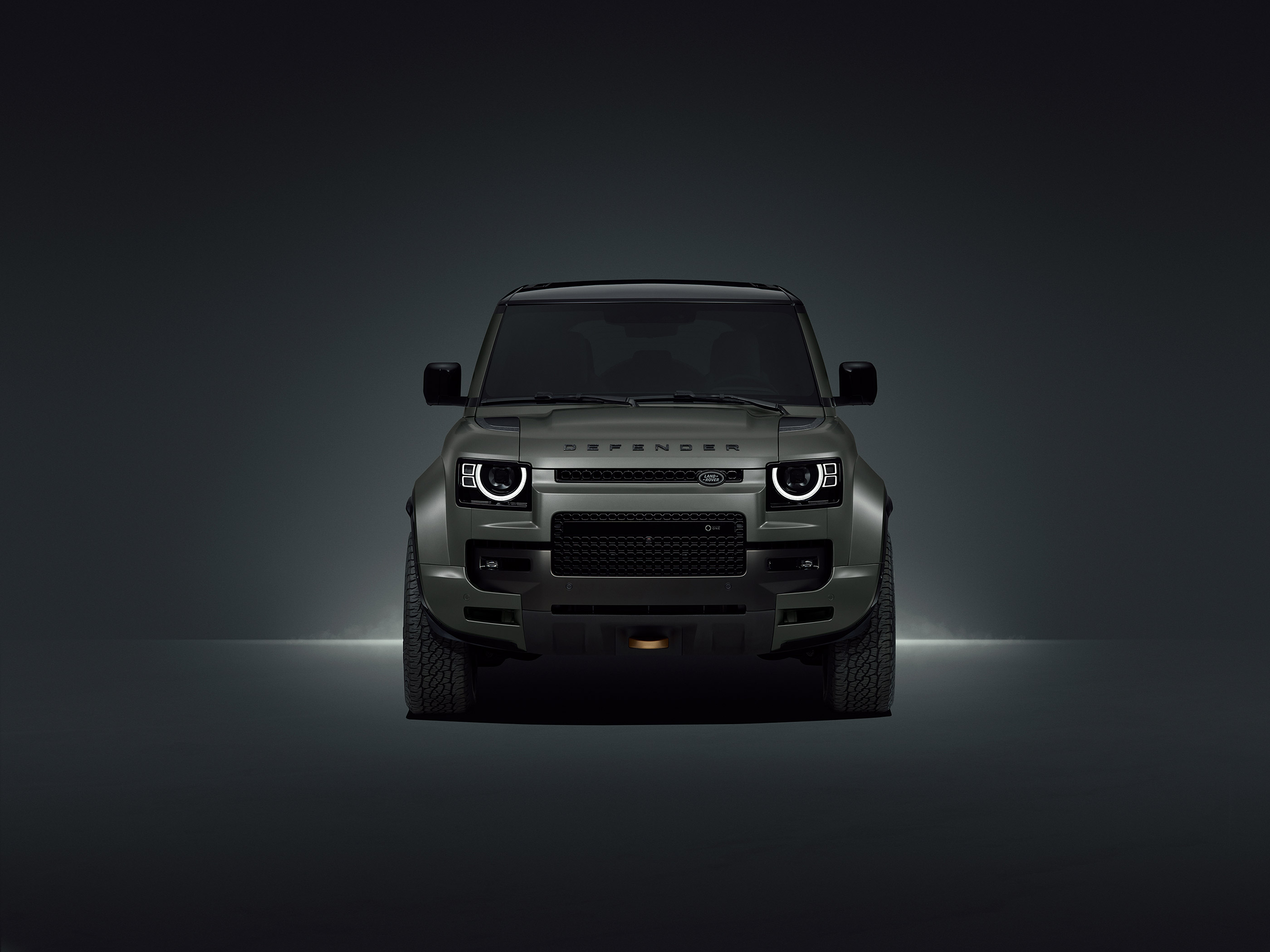  2025 Land Rover Defender Octa Wallpaper.