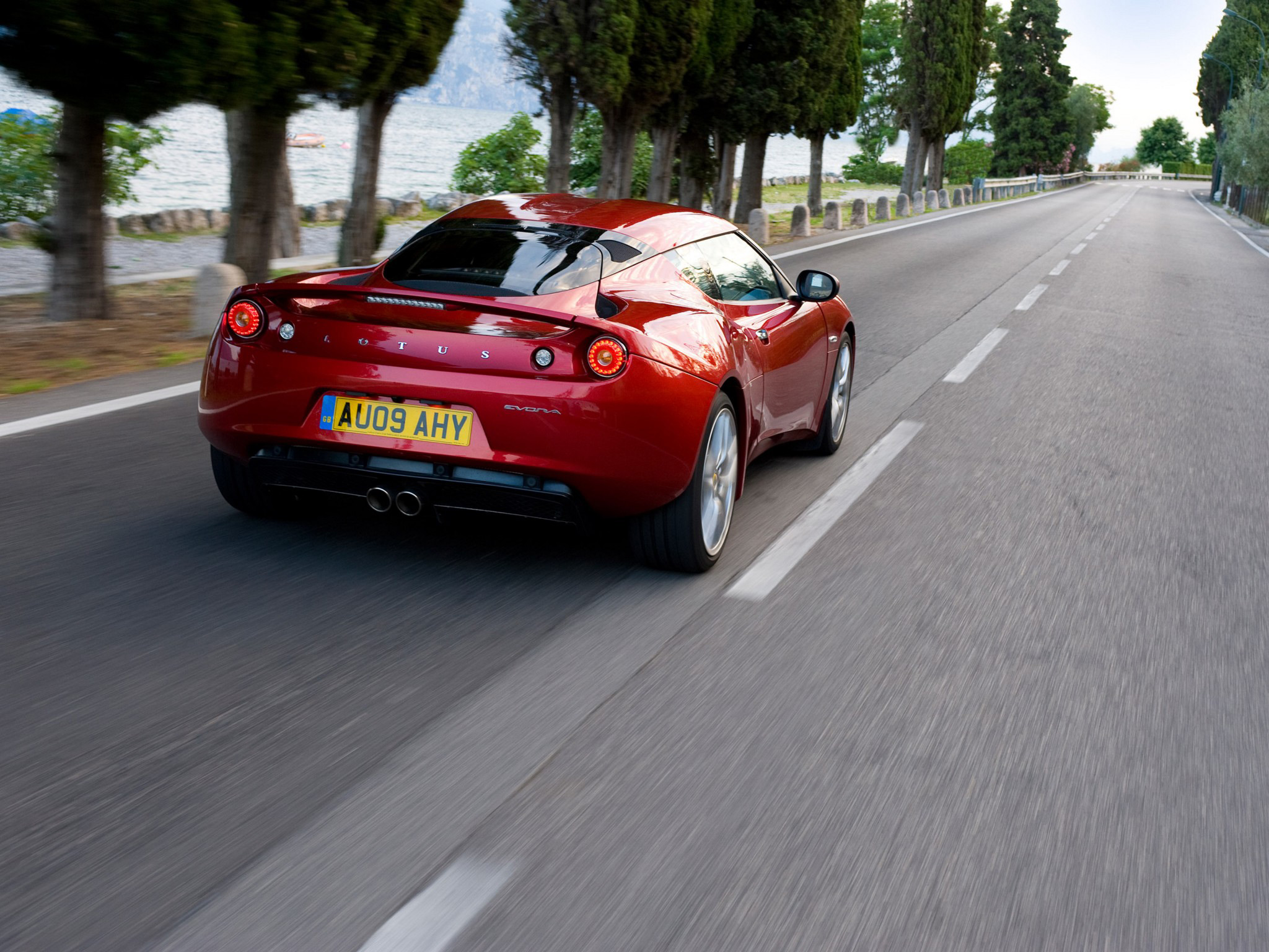  2010 Lotus Evora Wallpaper.