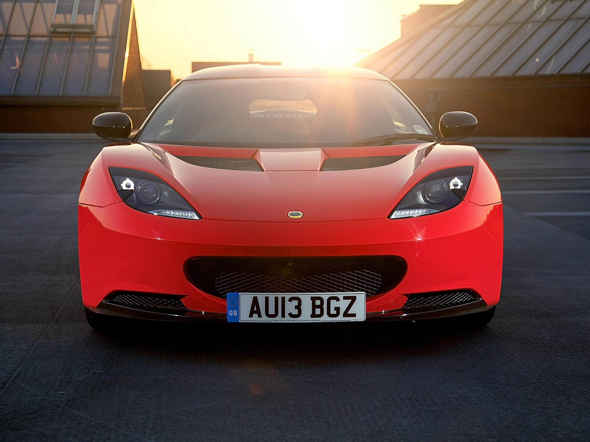  2013 Lotus Evora Sports Racer Wallpaper.