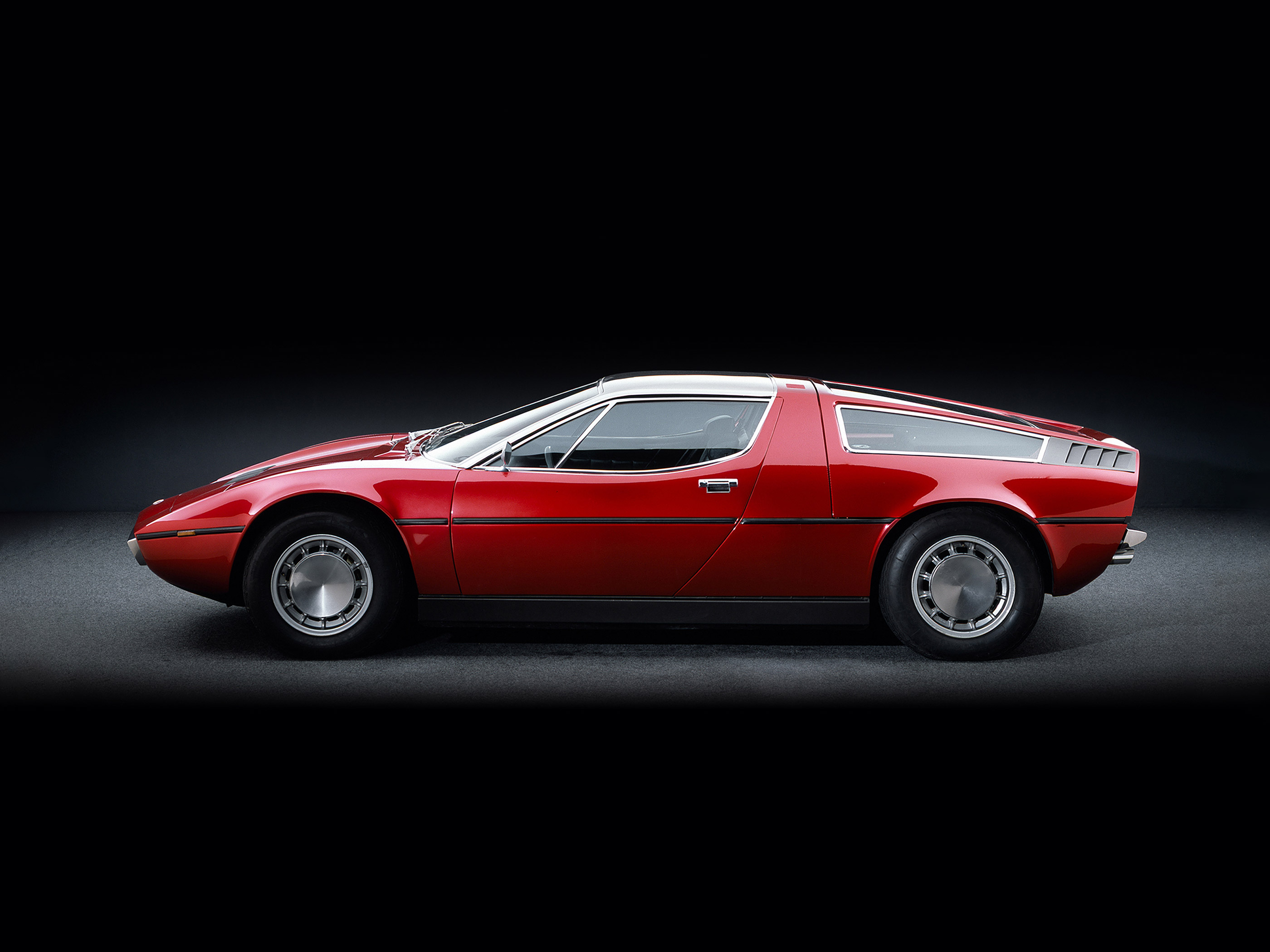  1971 Maserati Bora Wallpaper.