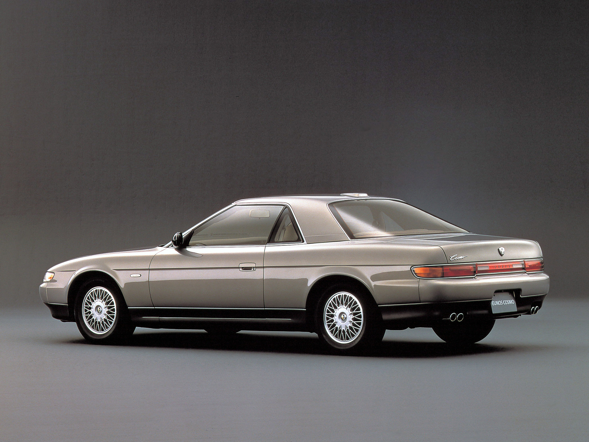  1990 Mazda Eunos Cosmo Wallpaper.