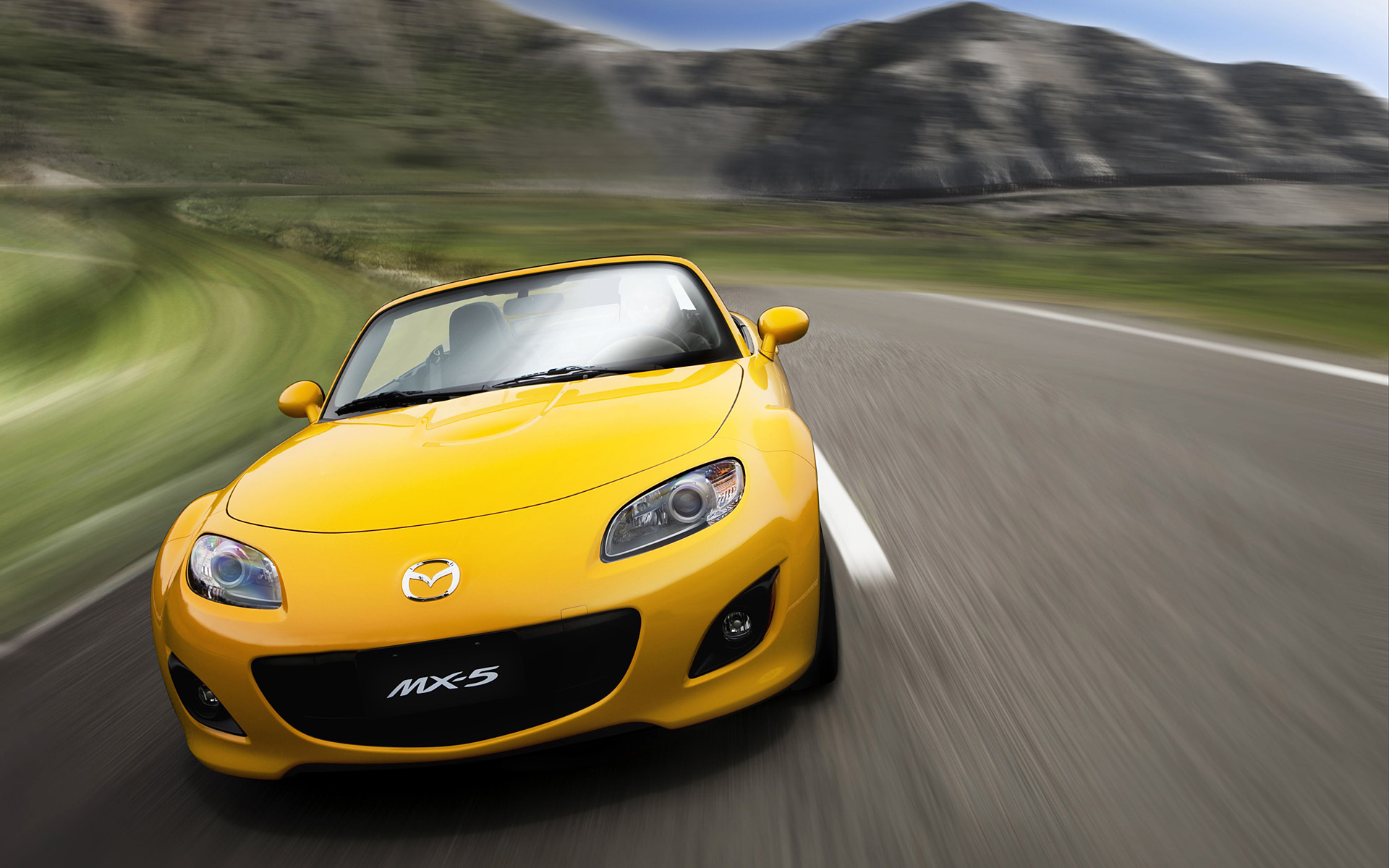  2009 Mazda MX-5 Wallpaper.