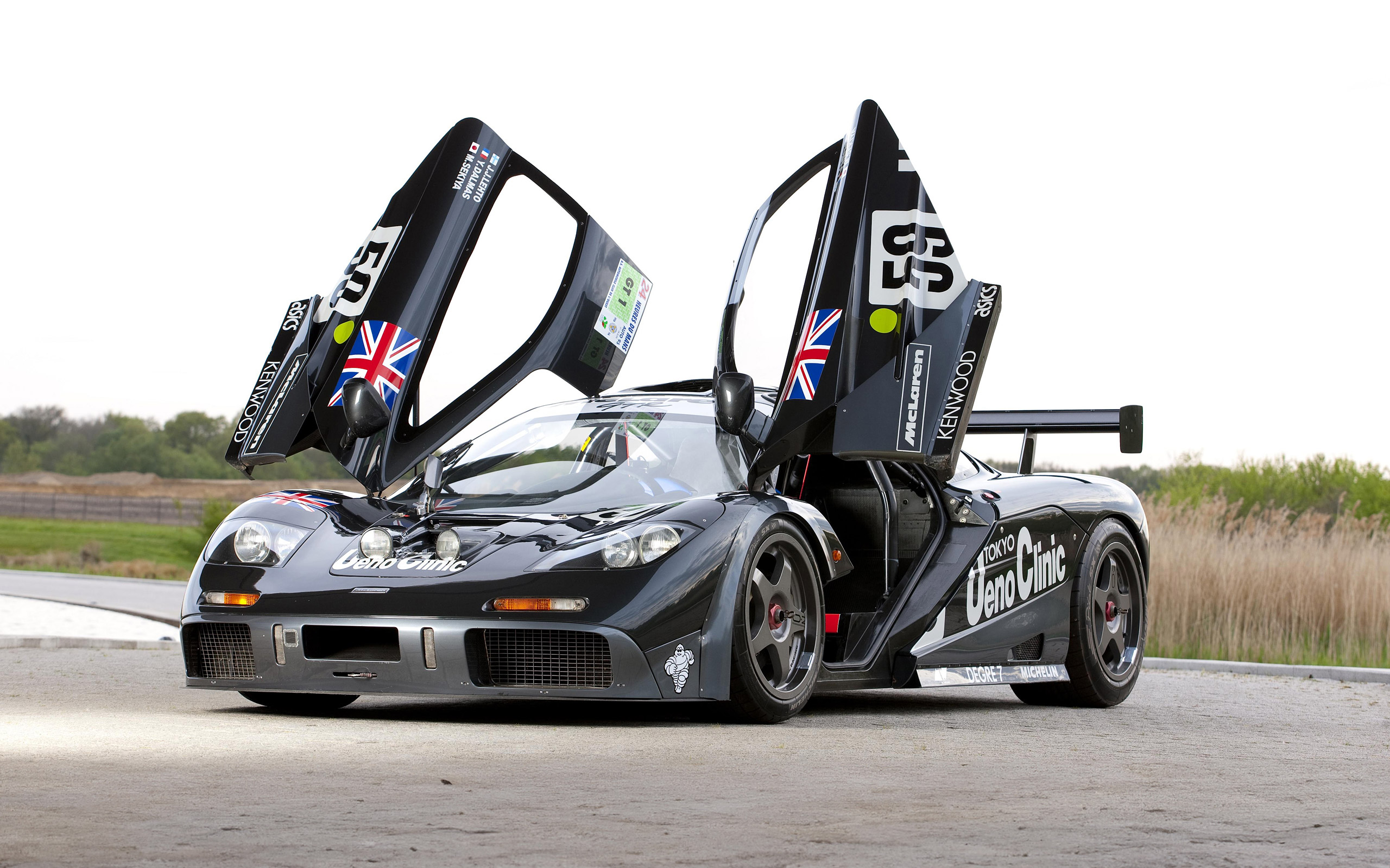  1995 McLaren F1 GTR Wallpaper.