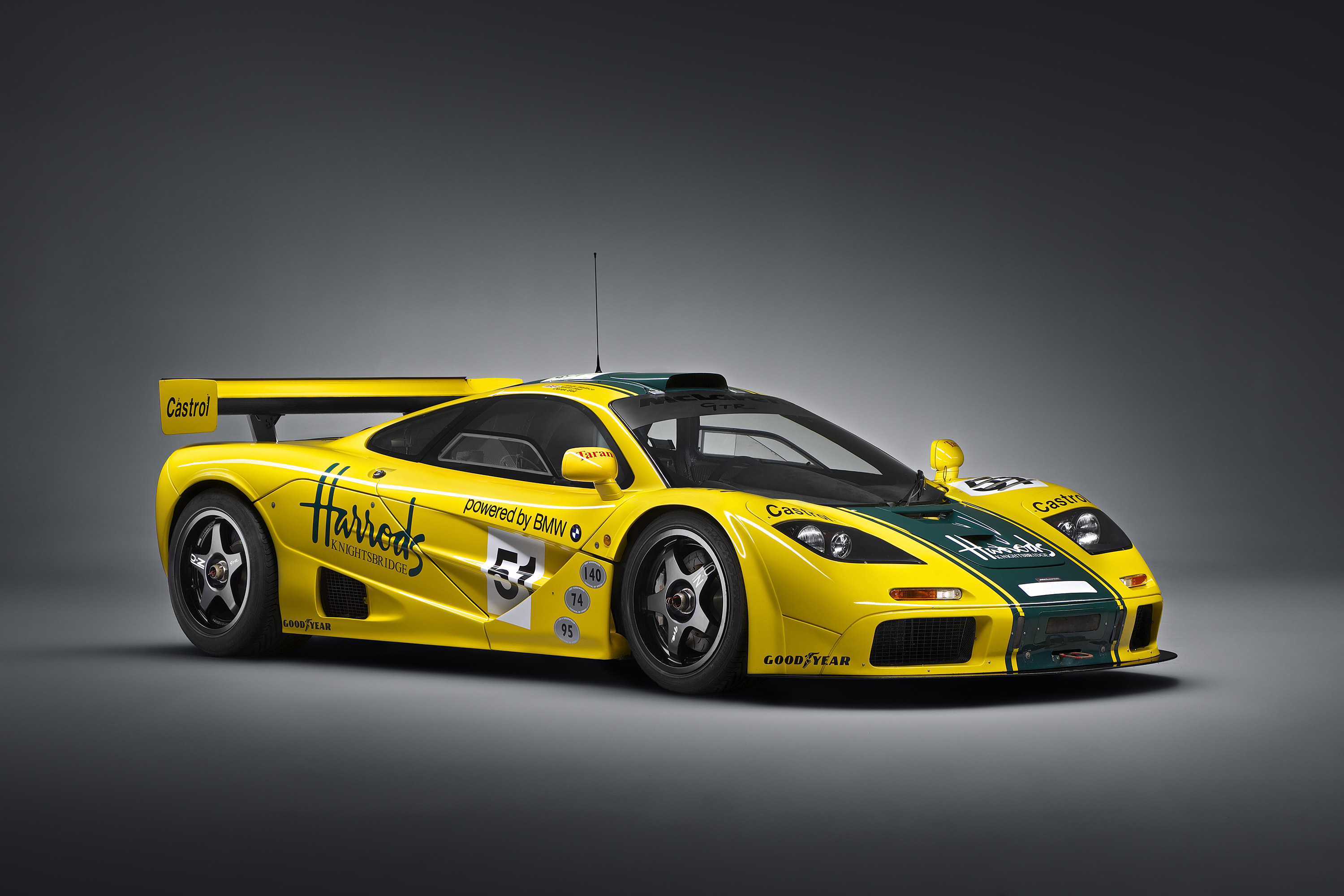  1995 McLaren F1 GTR Wallpaper.