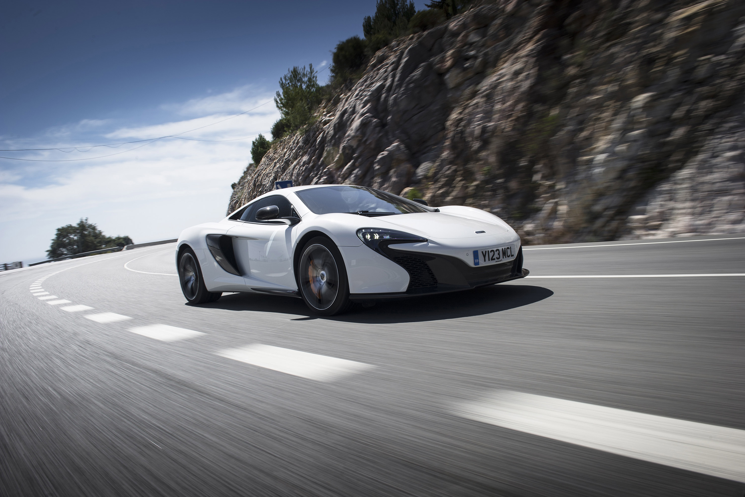  2015 McLaren 650S Wallpaper.