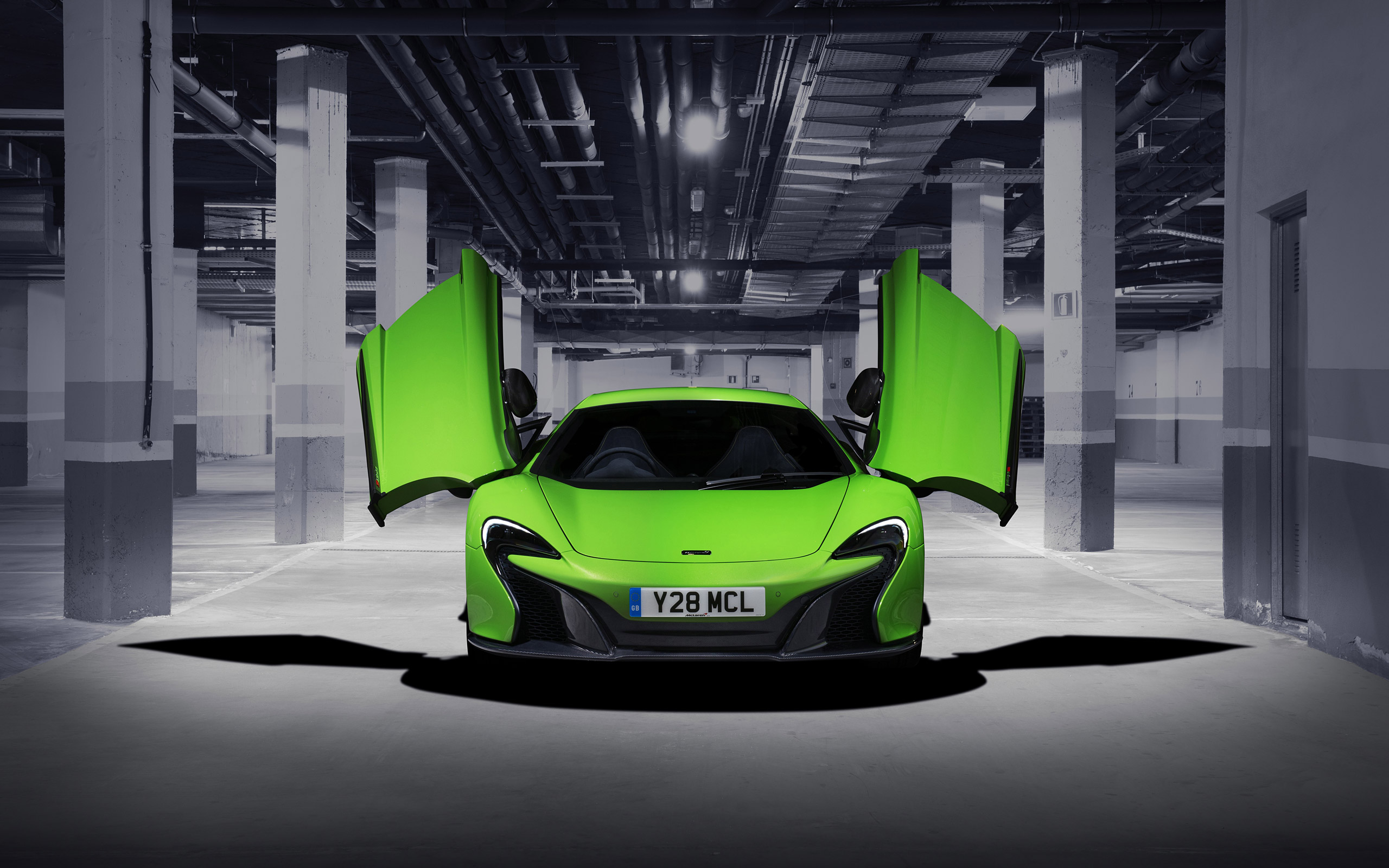  2015 McLaren 650S Wallpaper.