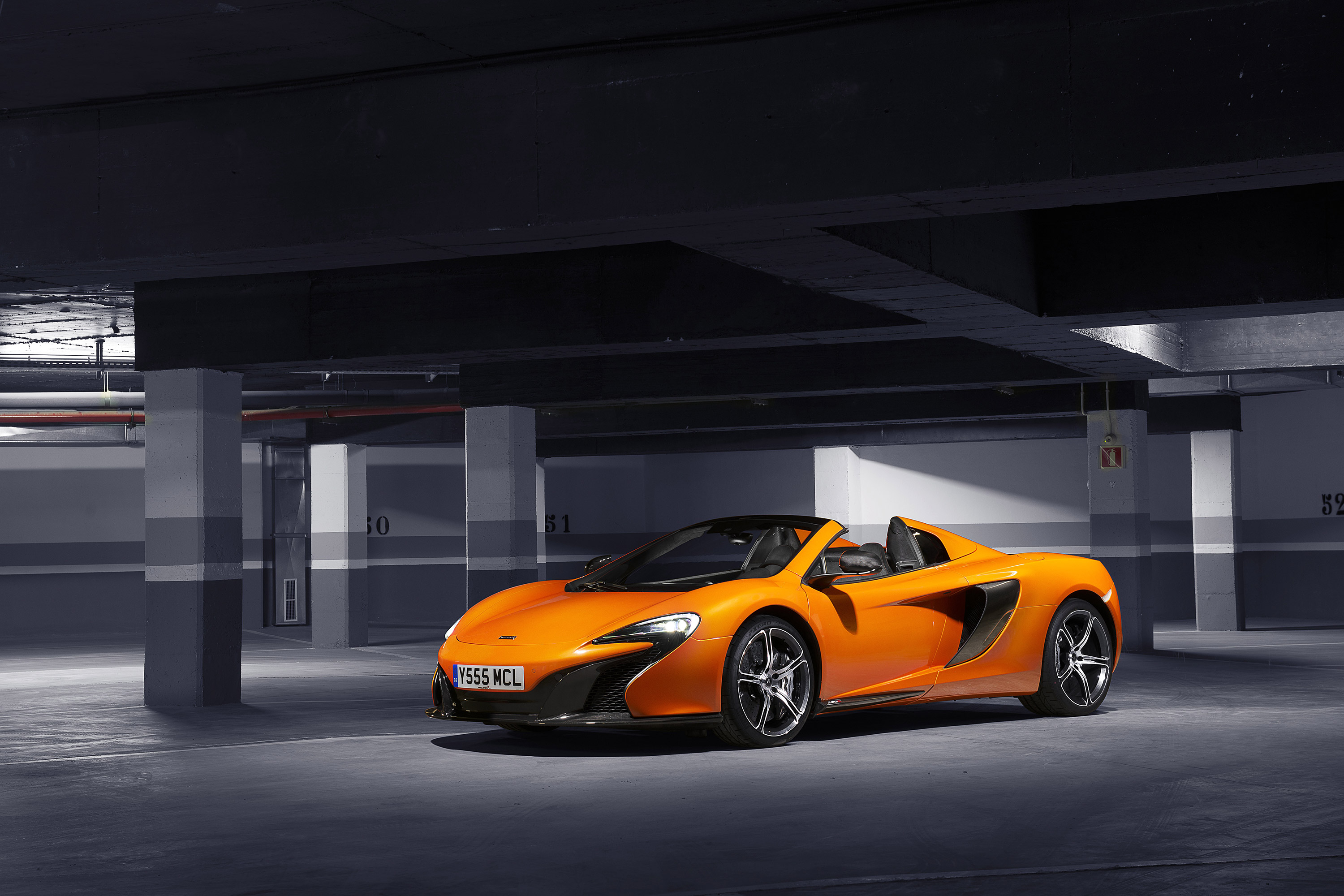  2015 McLaren 650S Spider Wallpaper.