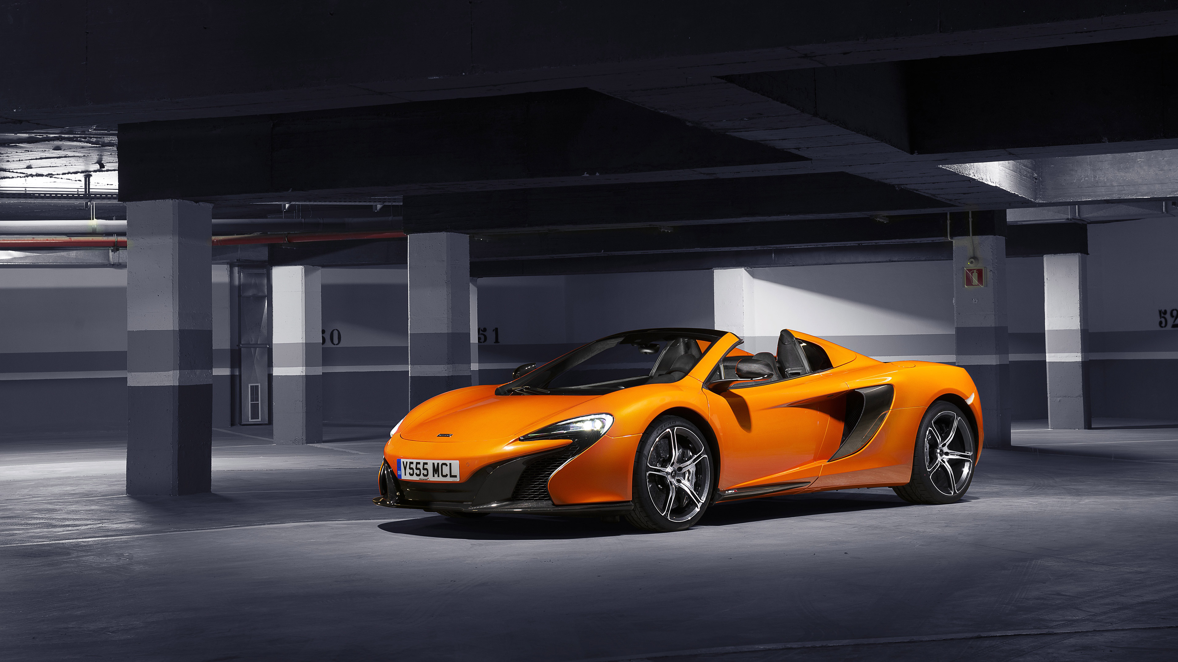  2015 McLaren 650S Spider Wallpaper.