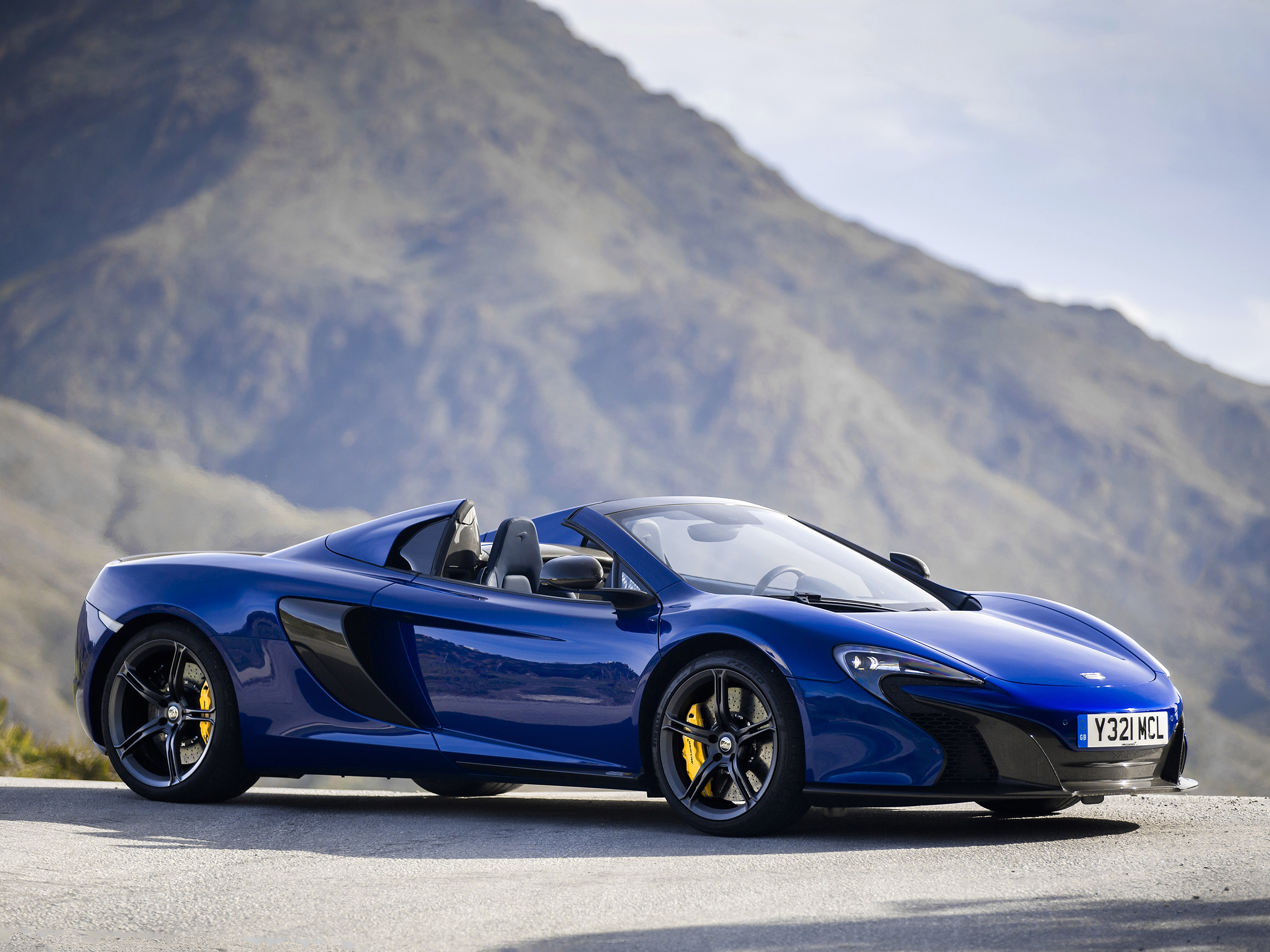  2015 McLaren 650S Spider Wallpaper.