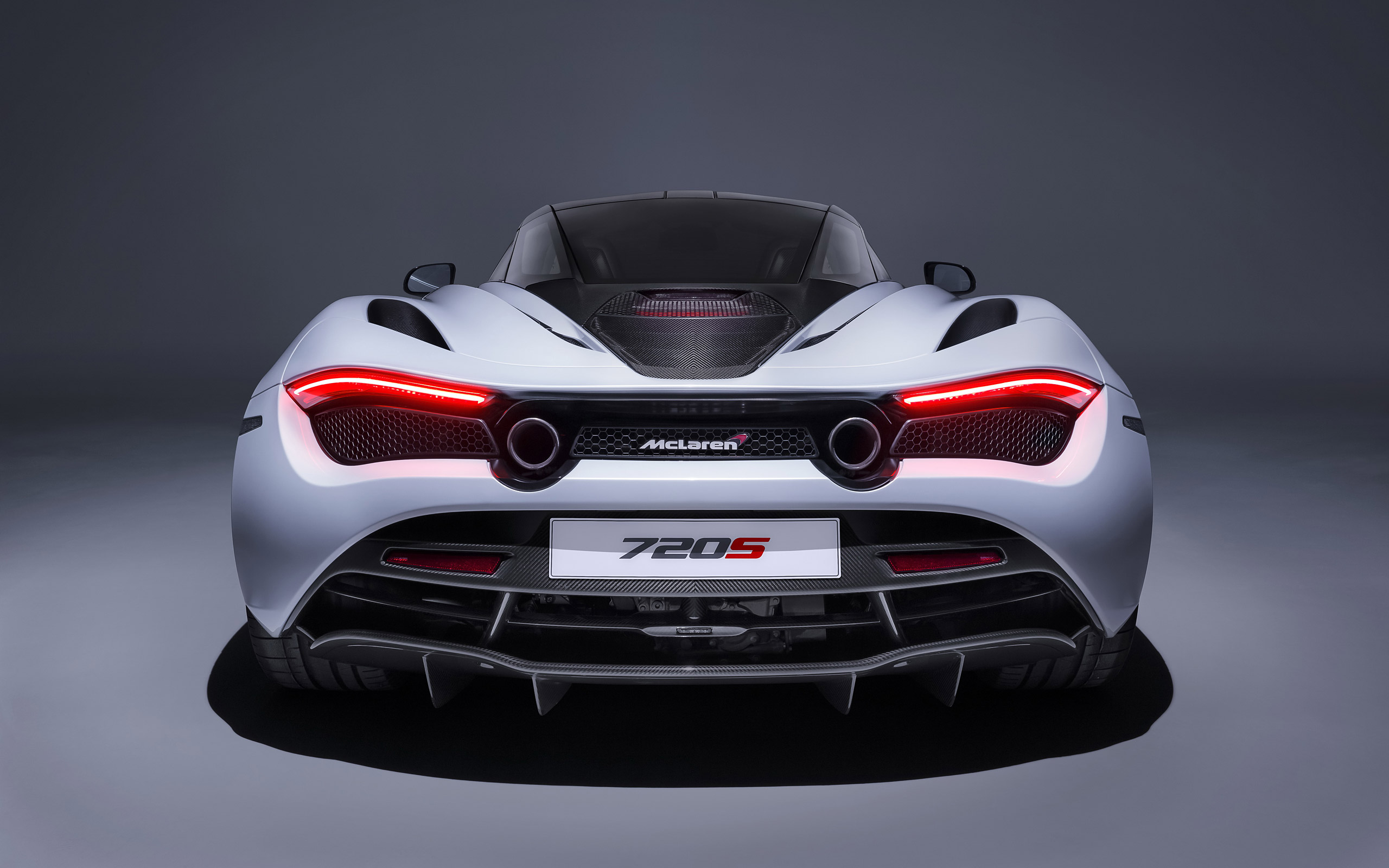  2018 McLaren 720S Wallpaper.