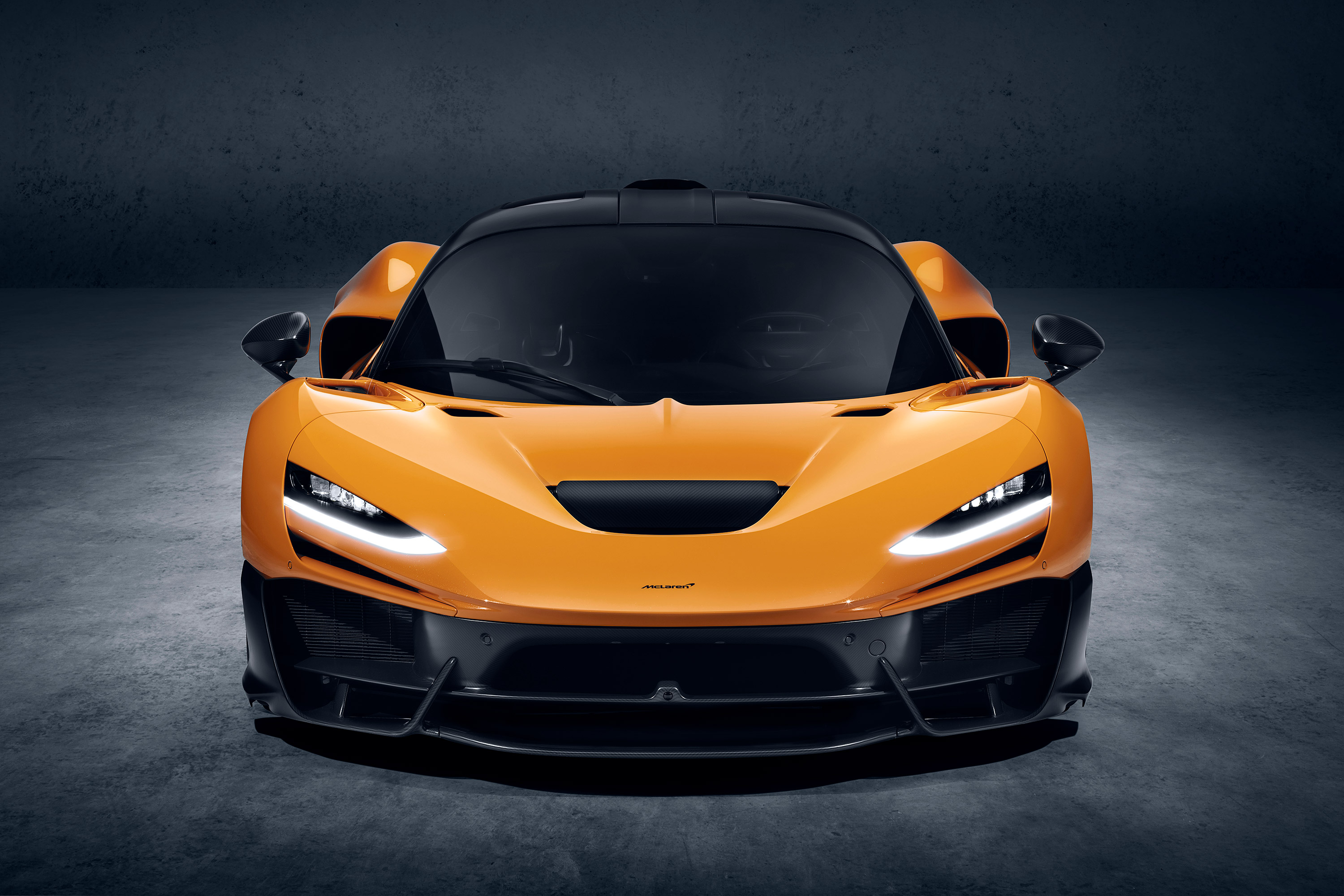  2025 McLaren W1 Wallpaper.