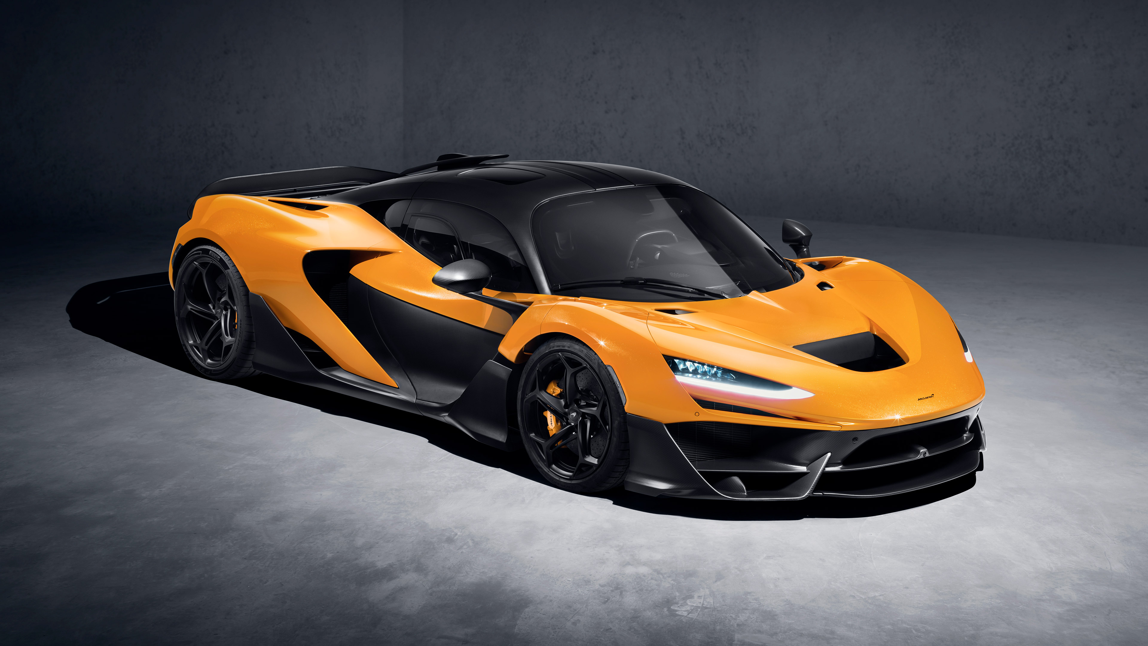  2025 McLaren W1 Wallpaper.