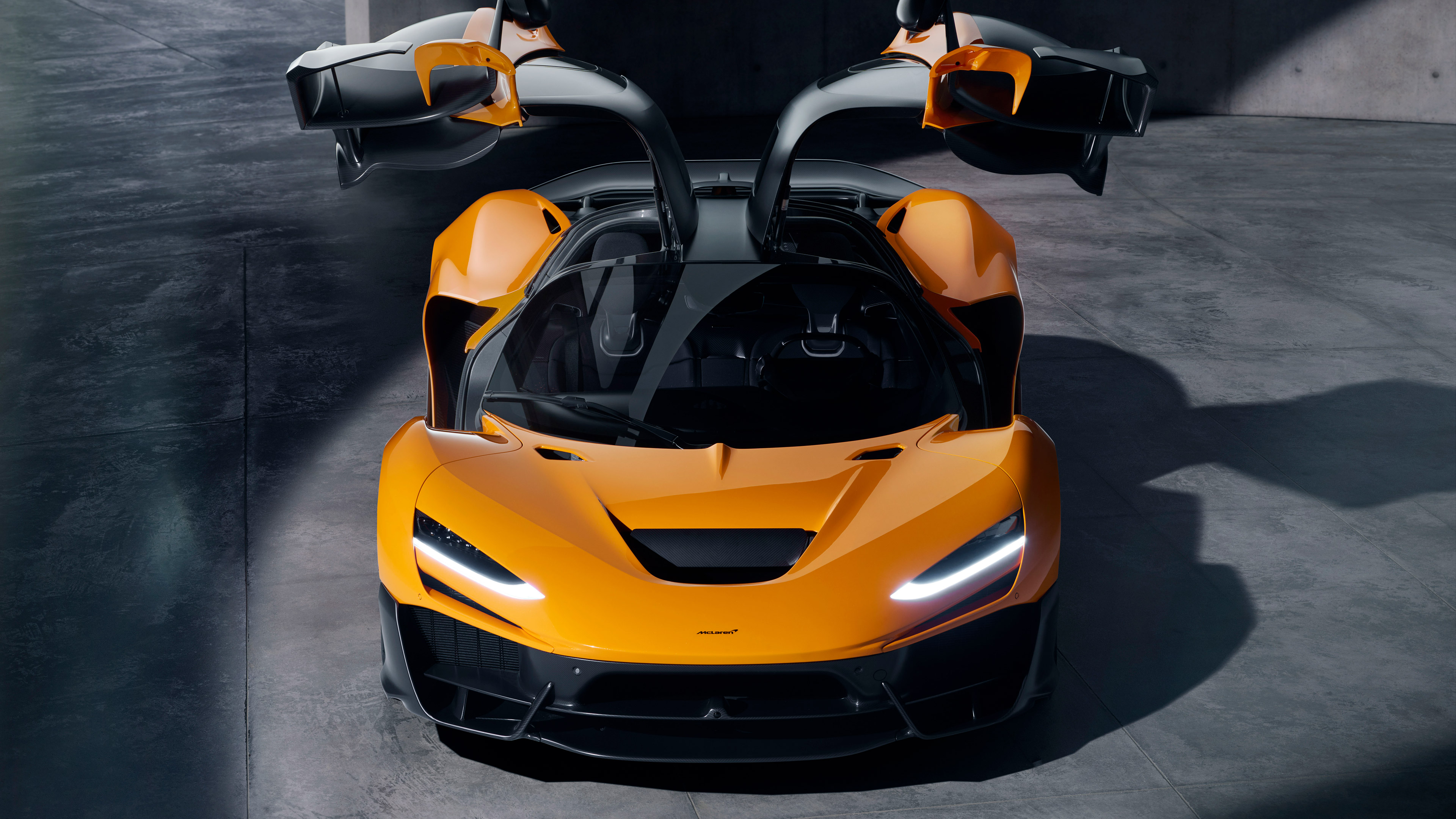  2025 McLaren W1 Wallpaper.