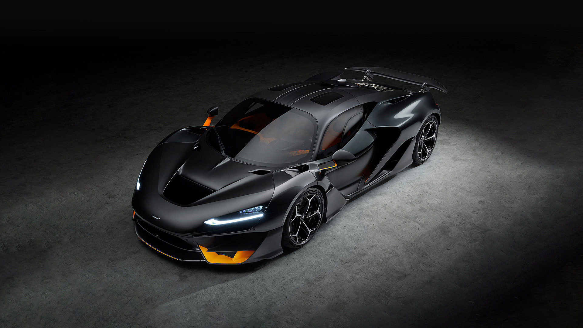  2025 McLaren W1 Wallpaper.