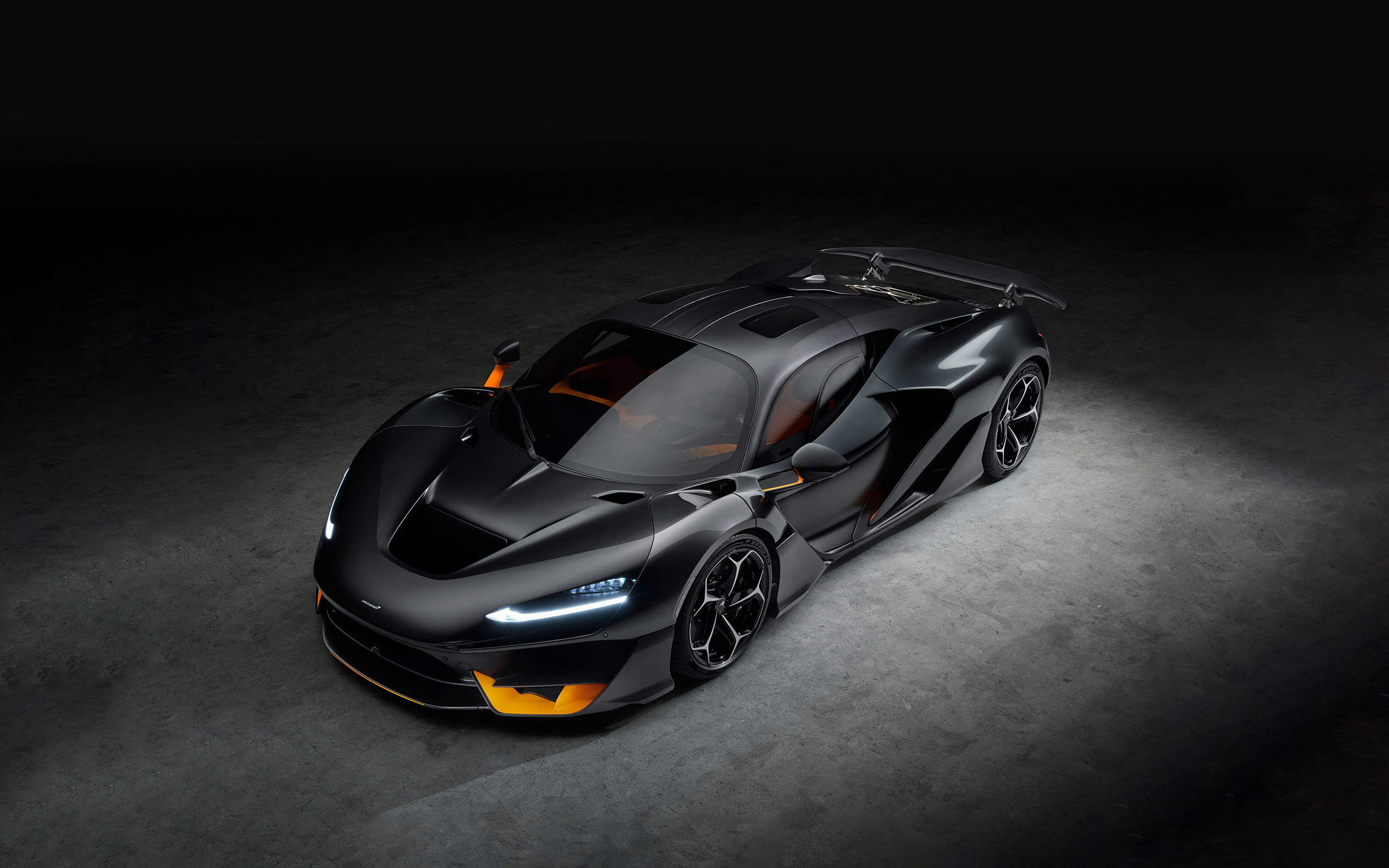  2025 McLaren W1 Wallpaper.