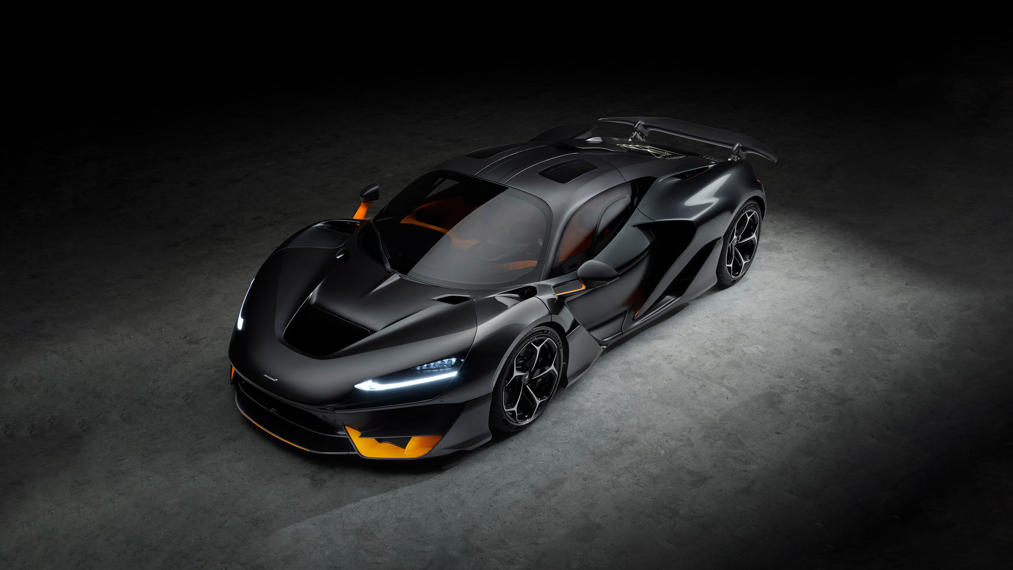  2025 McLaren W1 Wallpaper.