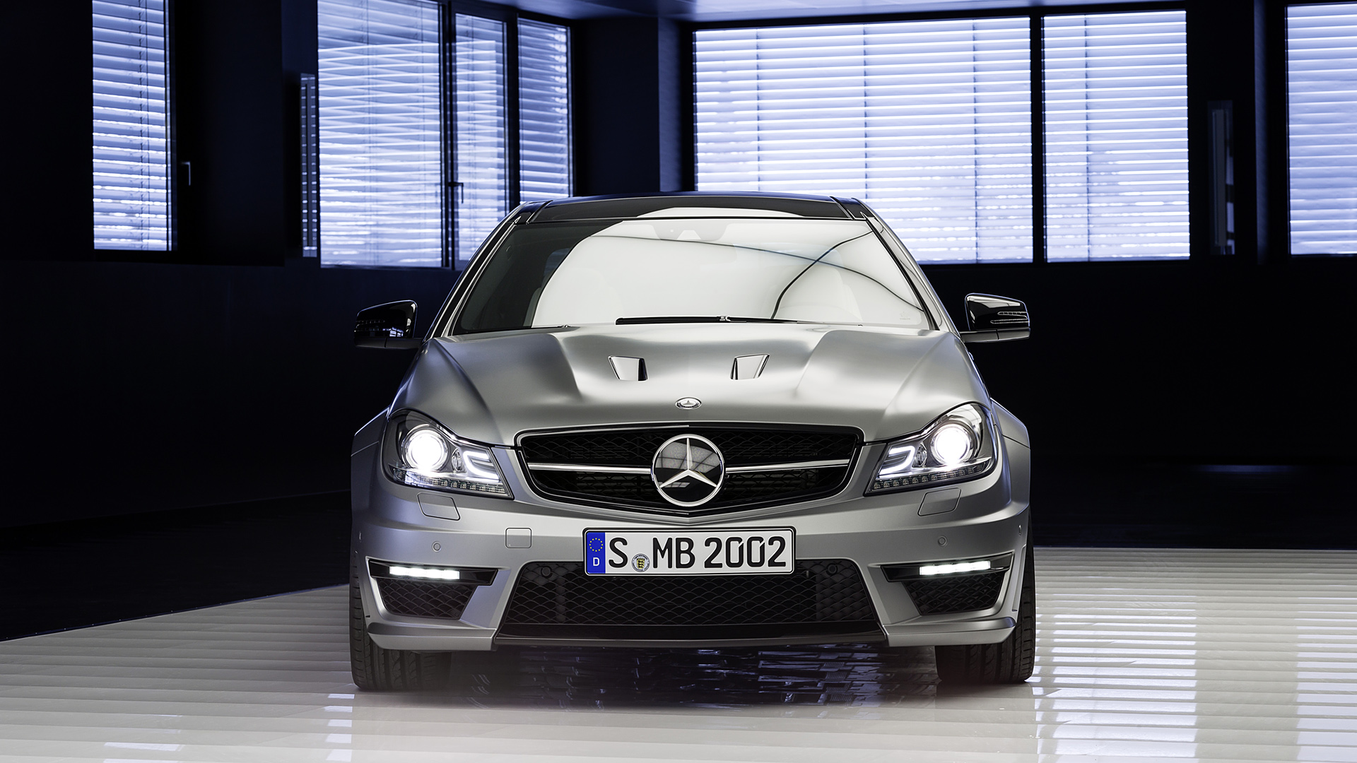  2014 Mercedes-Benz C63 AMG Edition 507 Wallpaper.