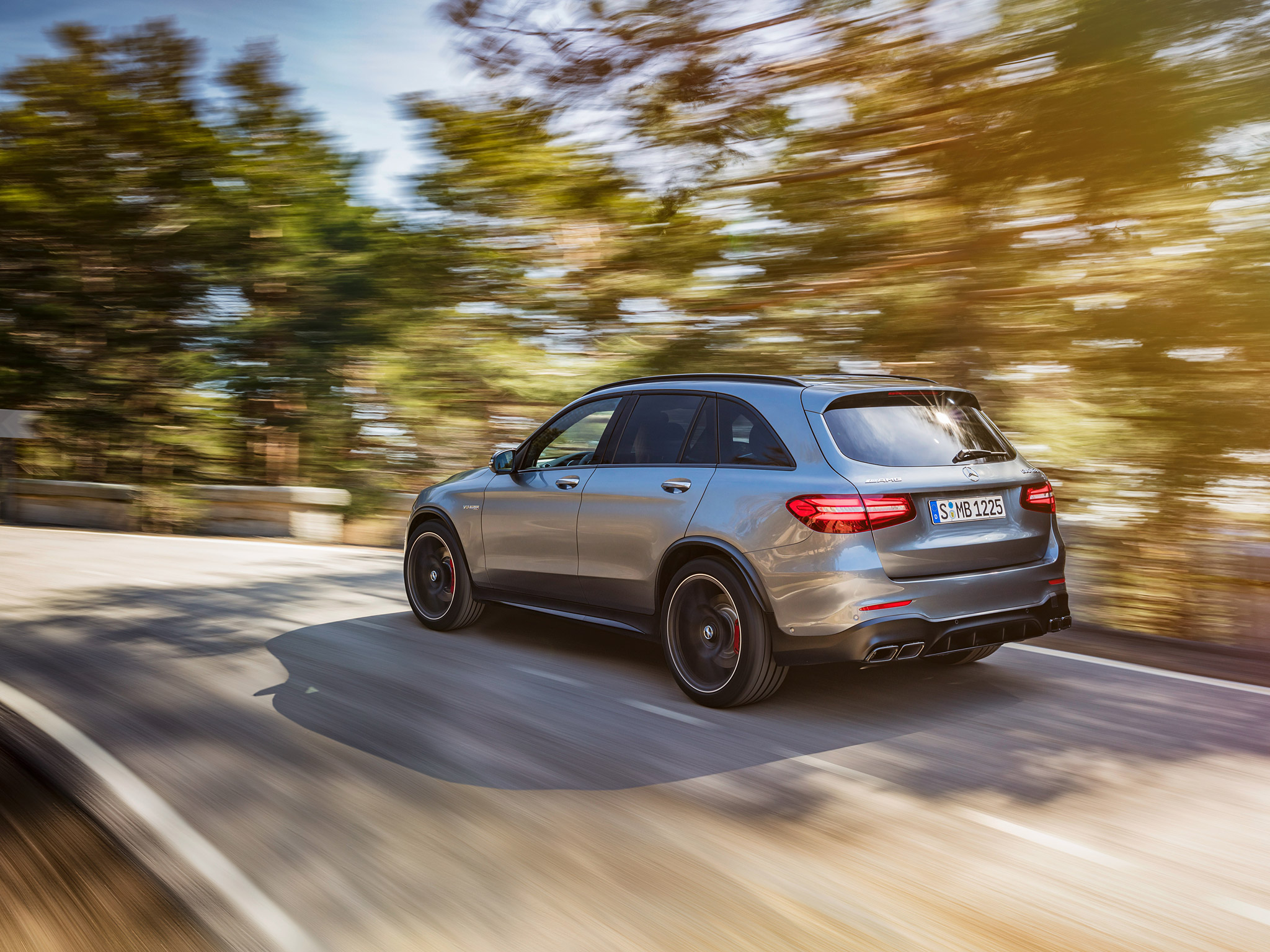  2018 Mercedes-Benz GLC63 S AMG Wallpaper.