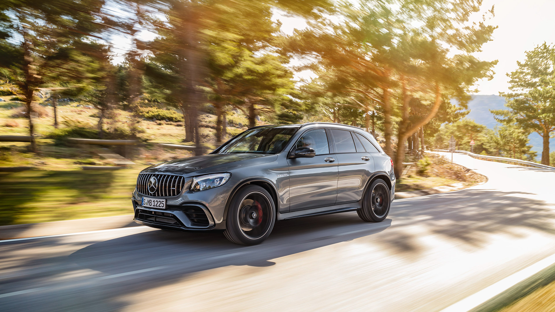  2018 Mercedes-Benz GLC63 S AMG Wallpaper.