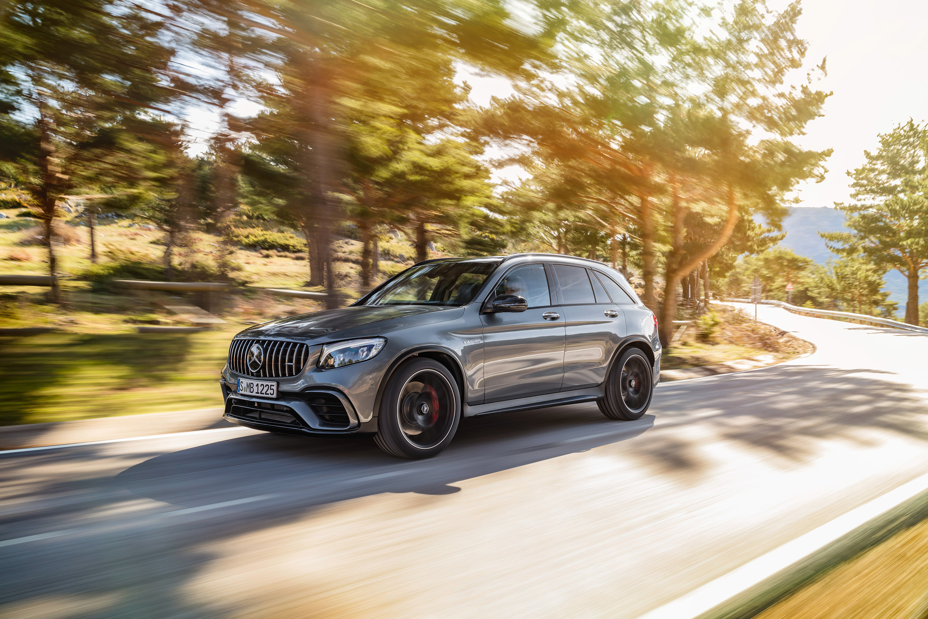  2018 Mercedes-Benz GLC63 S AMG Wallpaper.