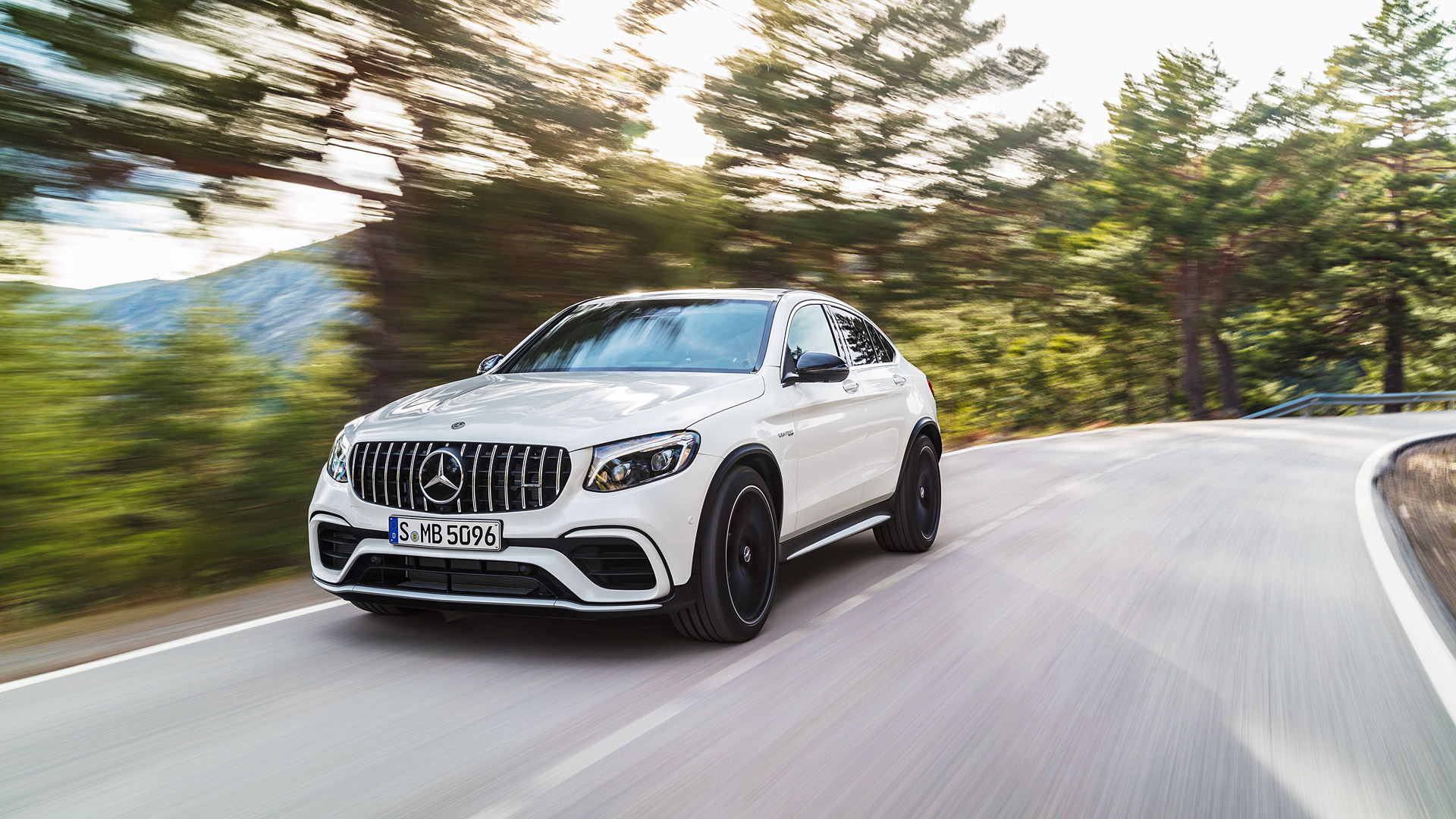  2018 Mercedes-Benz GLC63 S AMG Wallpaper.