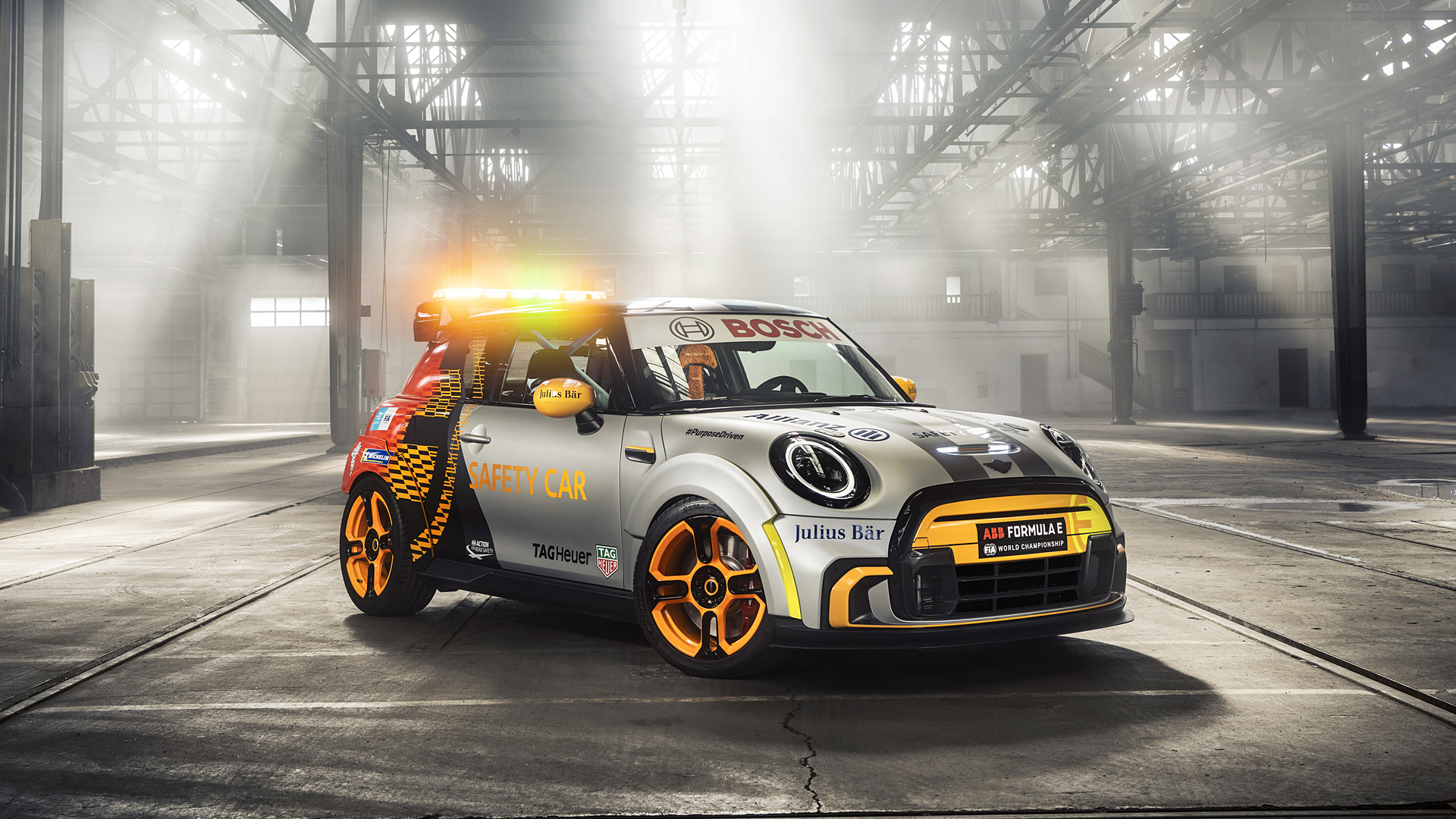  2021 Mini Electric Pacesetter Wallpaper.