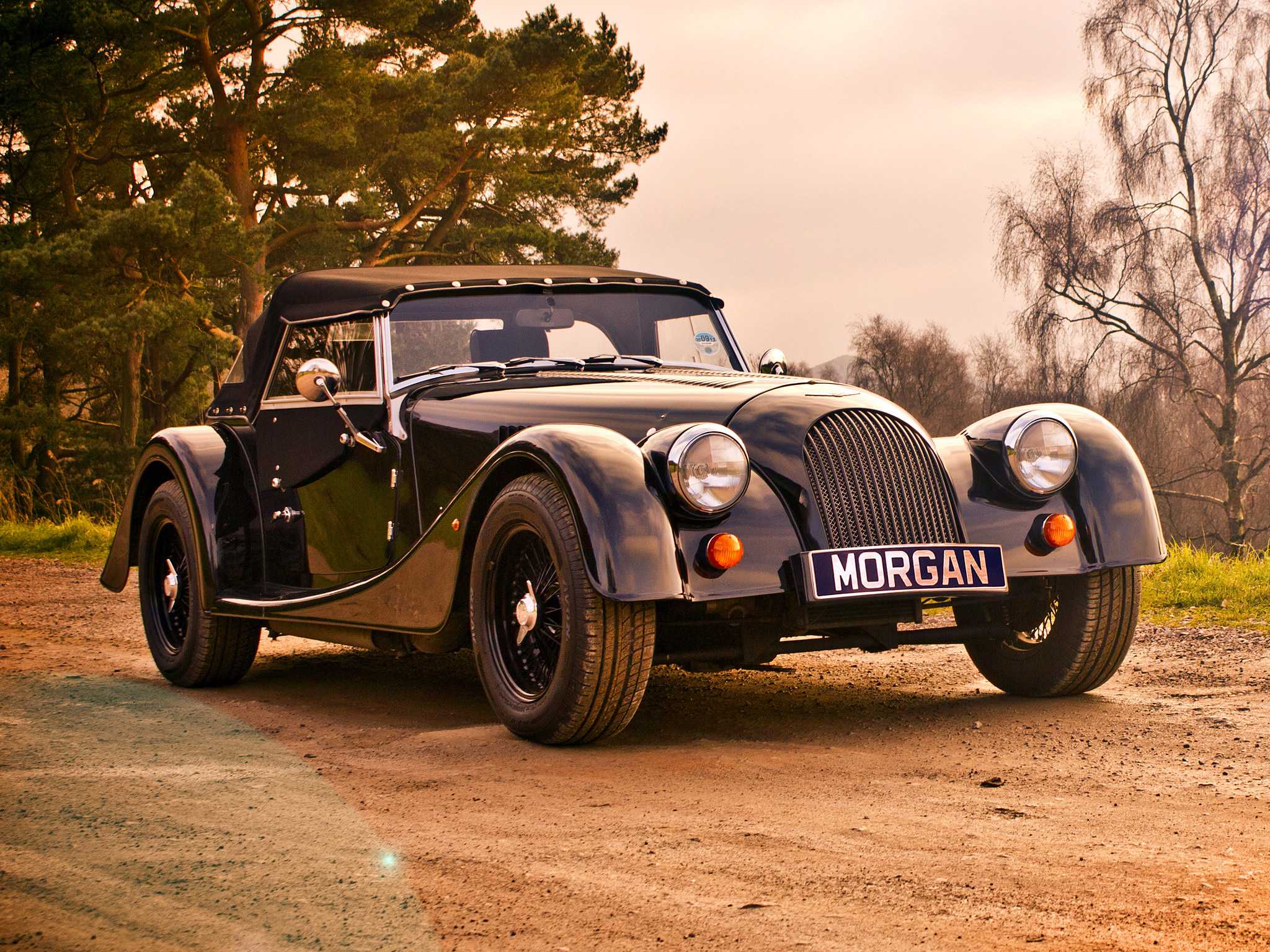  2004 Morgan Roadster Wallpaper.