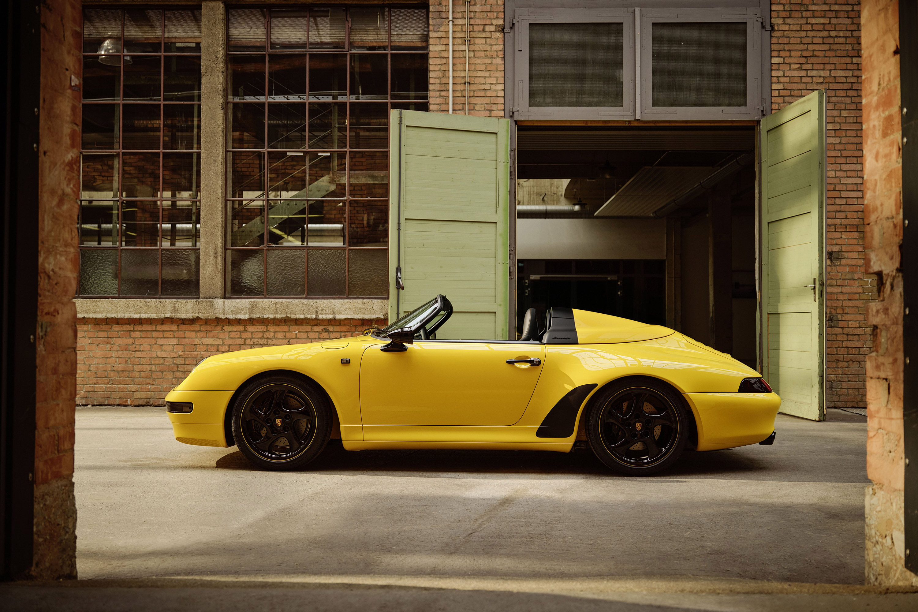  2024 Porsche 911 Speedster Sonderwunsch Wallpaper.