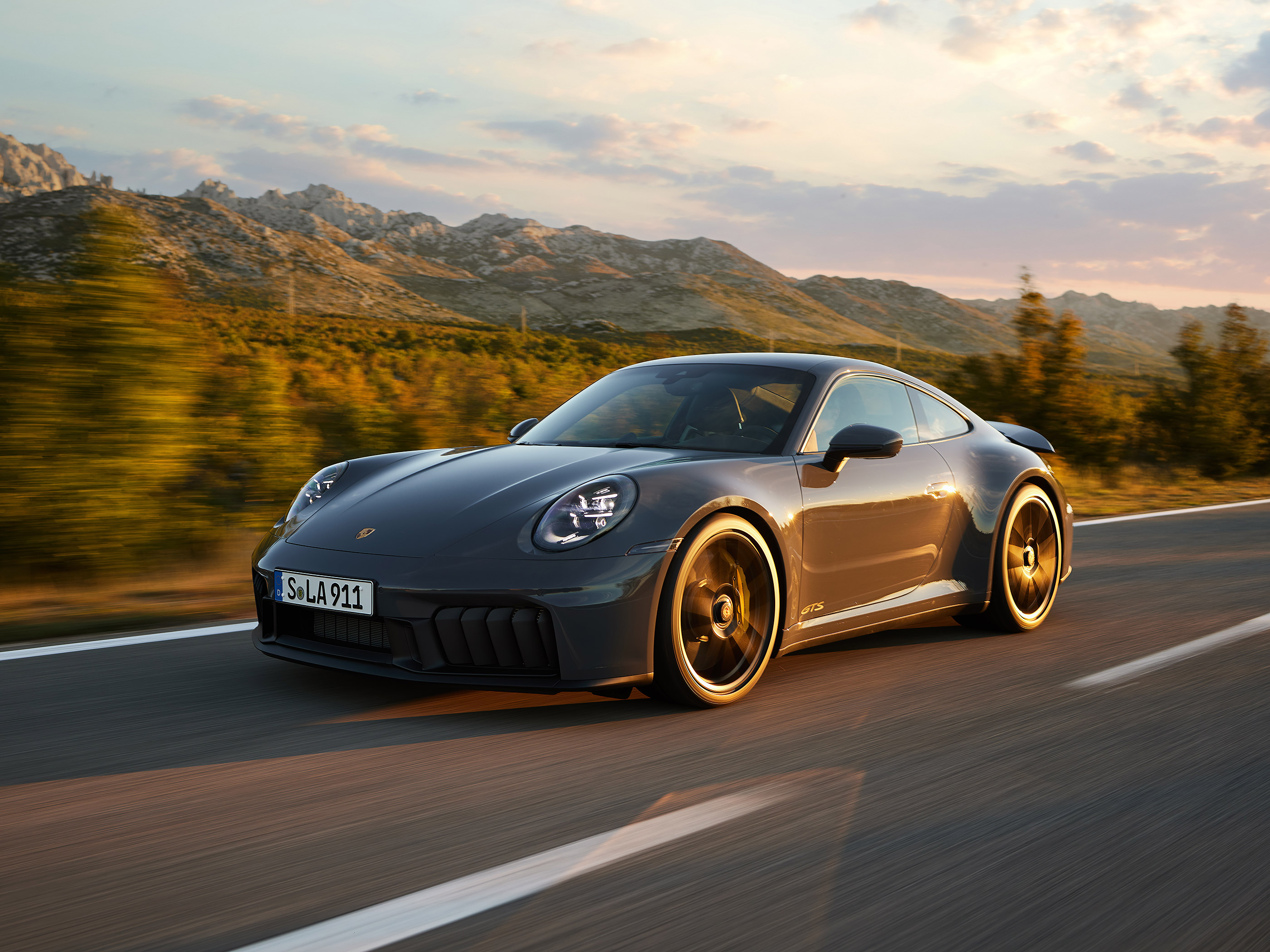  2025 Porsche 911 Carrera GTS Wallpaper.