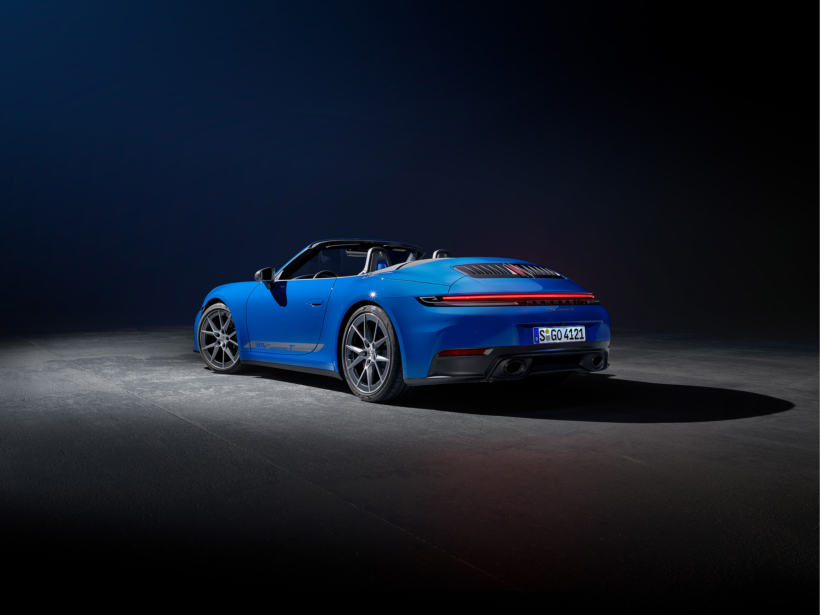  2025 Porsche 911 Carrera T Wallpaper.