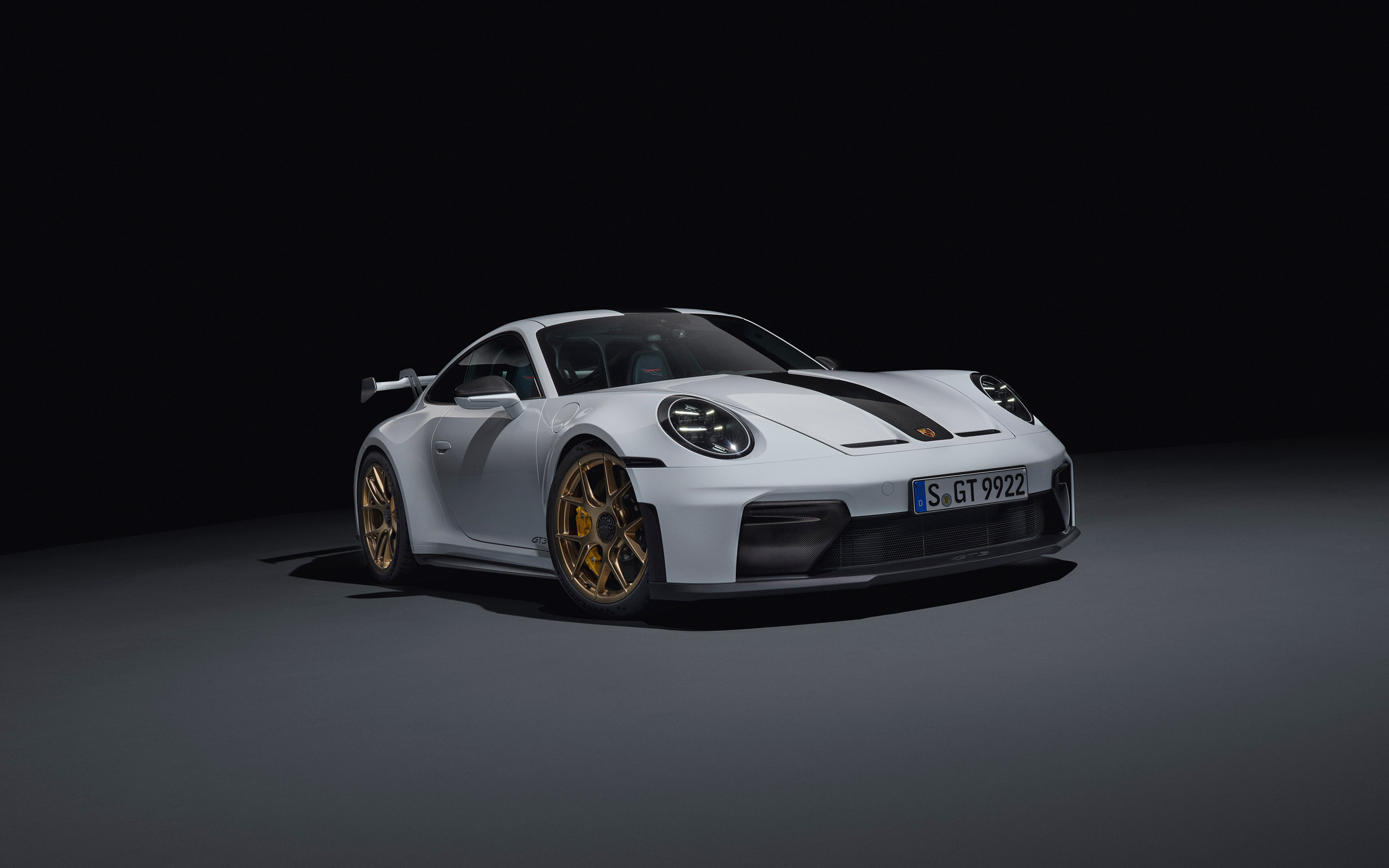  2025 Porsche 911 GT3 Wallpaper.