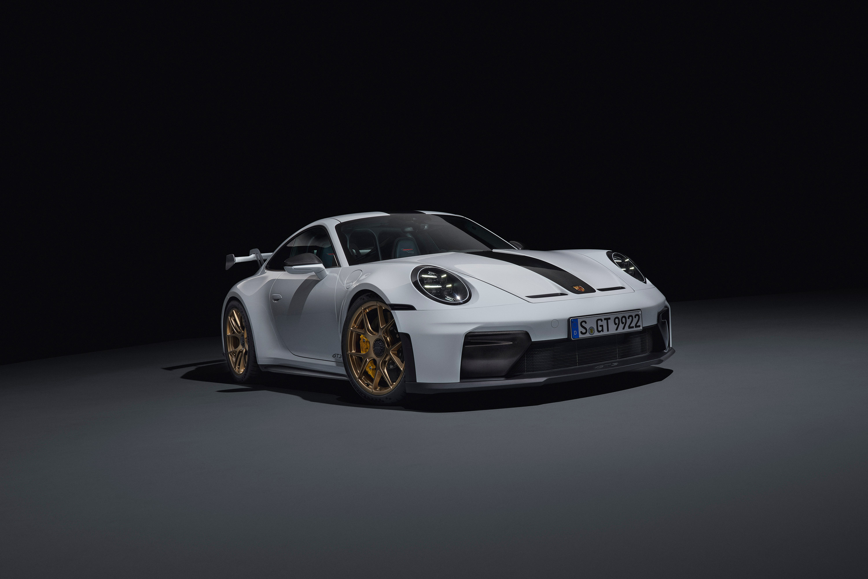  2025 Porsche 911 GT3 Wallpaper.