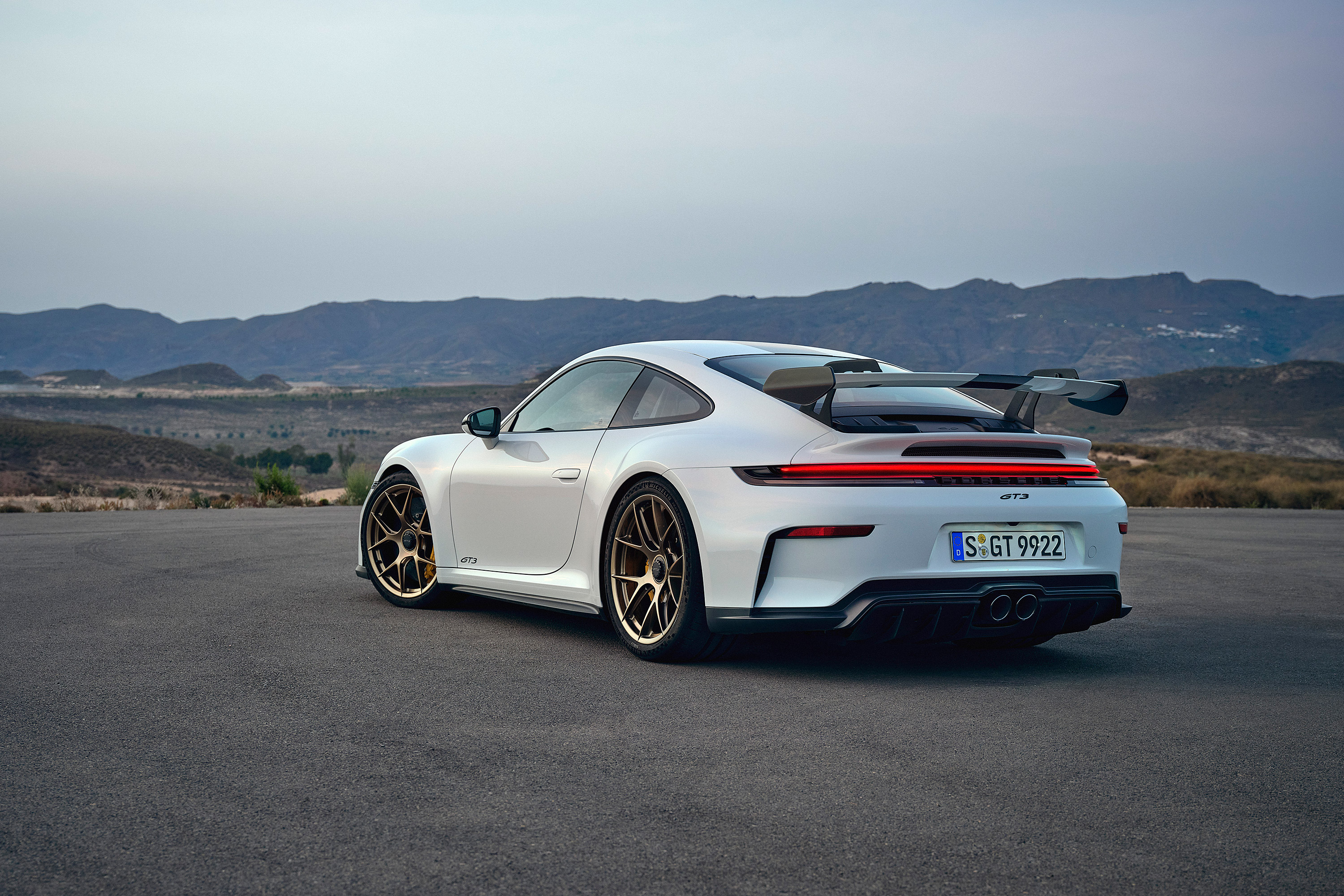  2025 Porsche 911 GT3 Wallpaper.