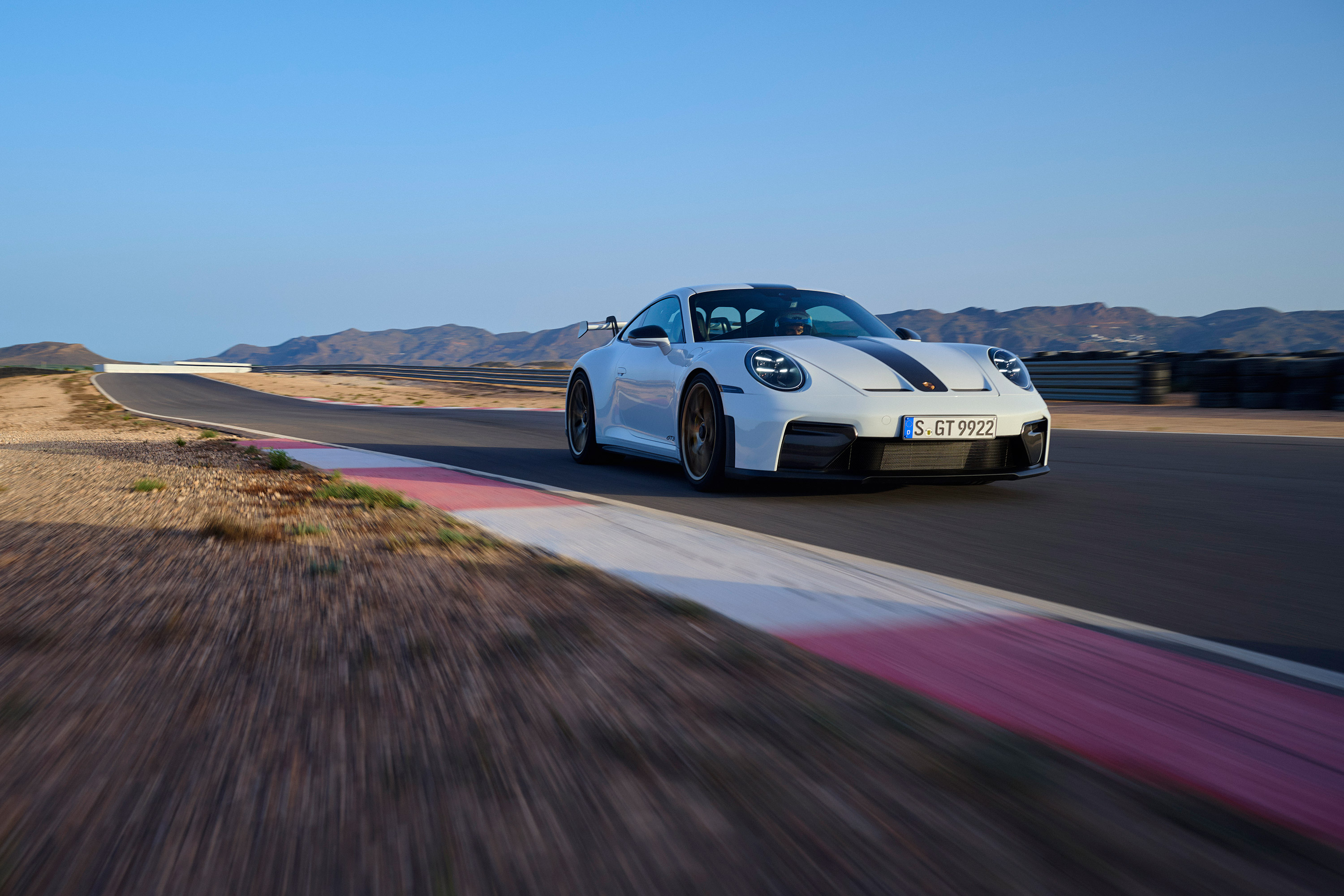  2025 Porsche 911 GT3 Wallpaper.