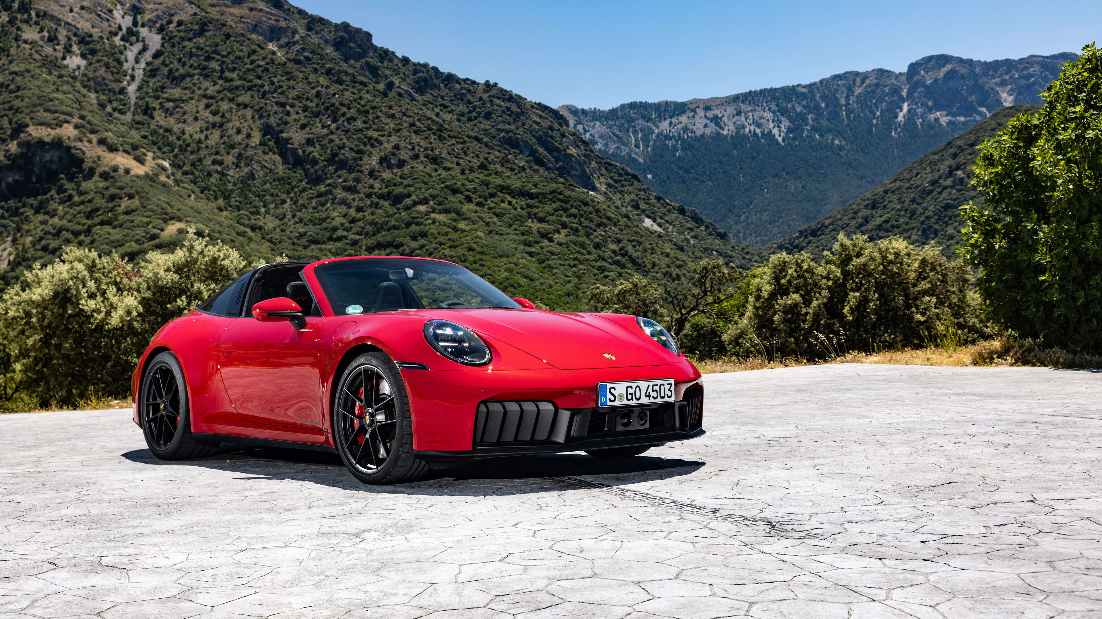  2025 Porsche 911 Targa 4 GTS Wallpaper.