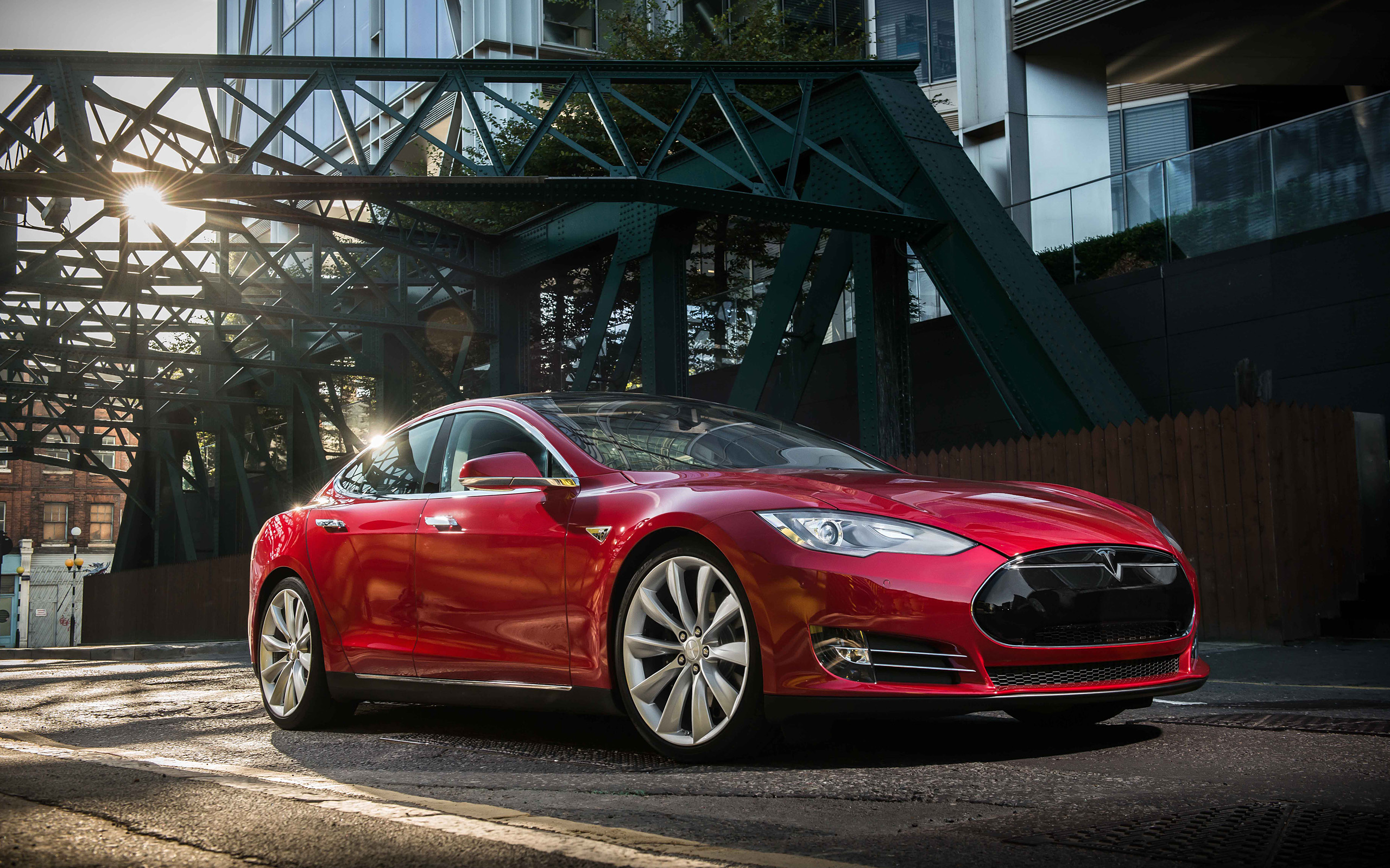  2013 Tesla Model S Wallpaper.